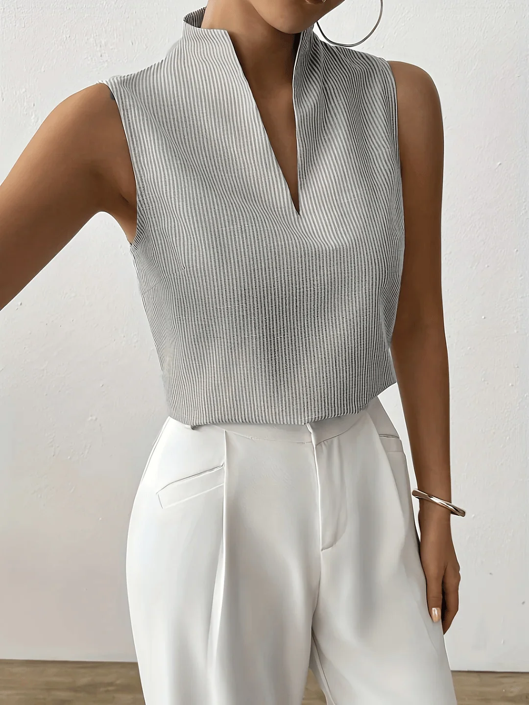 ?rmellose Bluse f��r Damen mit Streifenmuster | Elegantes Business Top mit Stehkragen und V-Ausschnitt f��r das B��ro