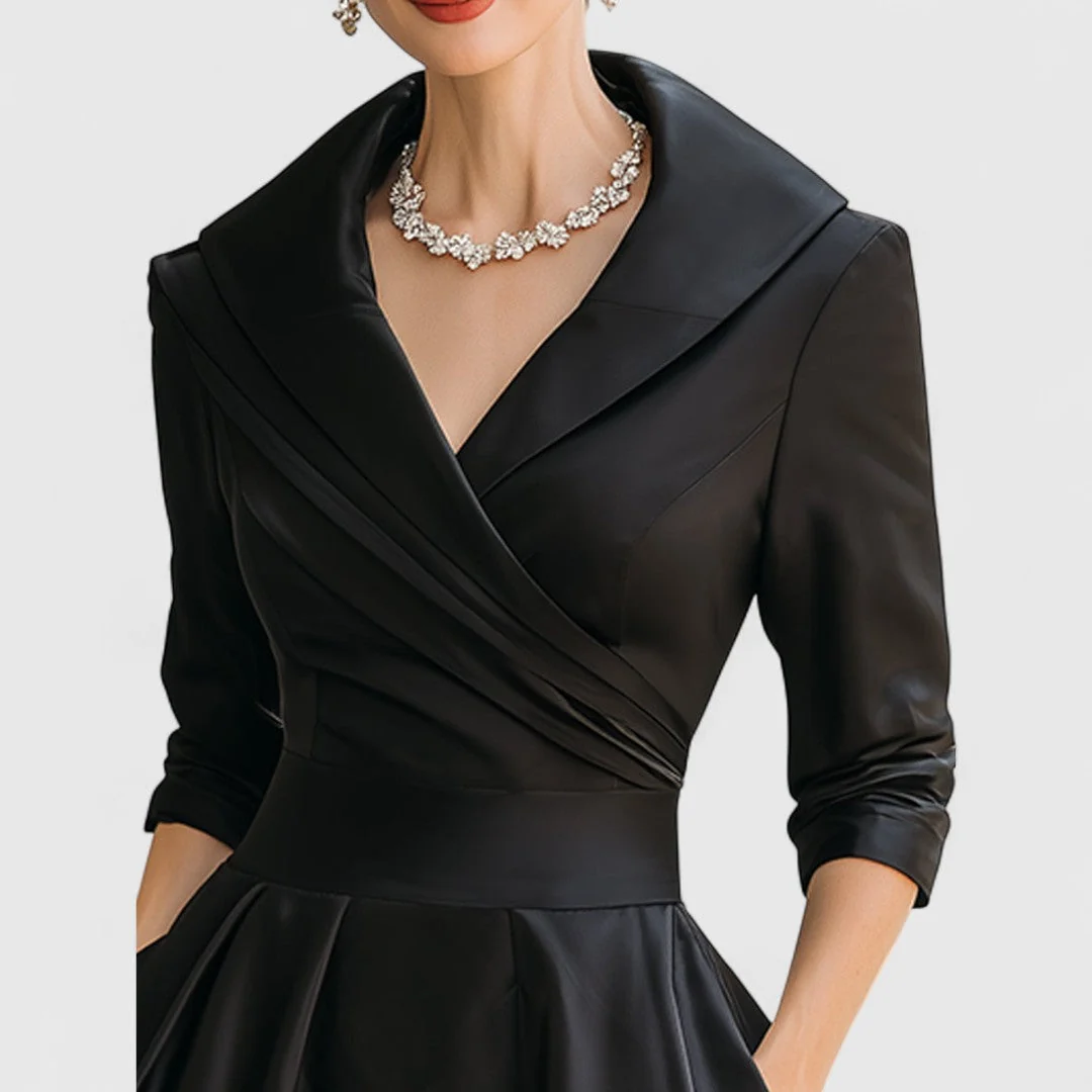 Midi-Kleid mit Wickeloptik und V-Ausschnitt