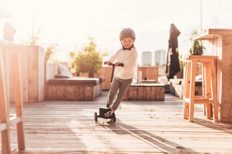 2025 Scoot & Ride Highwaykick 2 Lifestyle