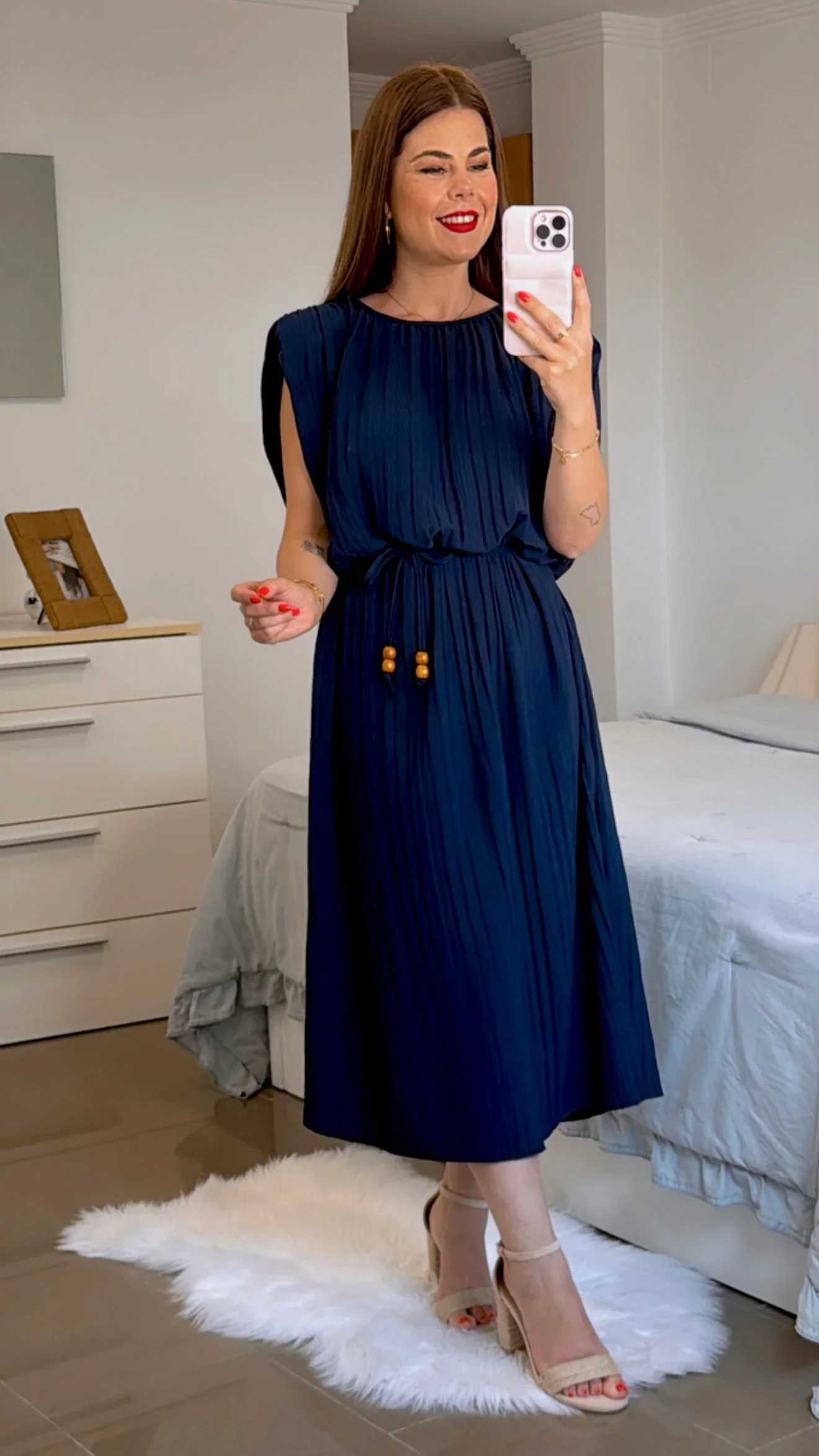 VESTIDO PLISADO HOMBRERAS