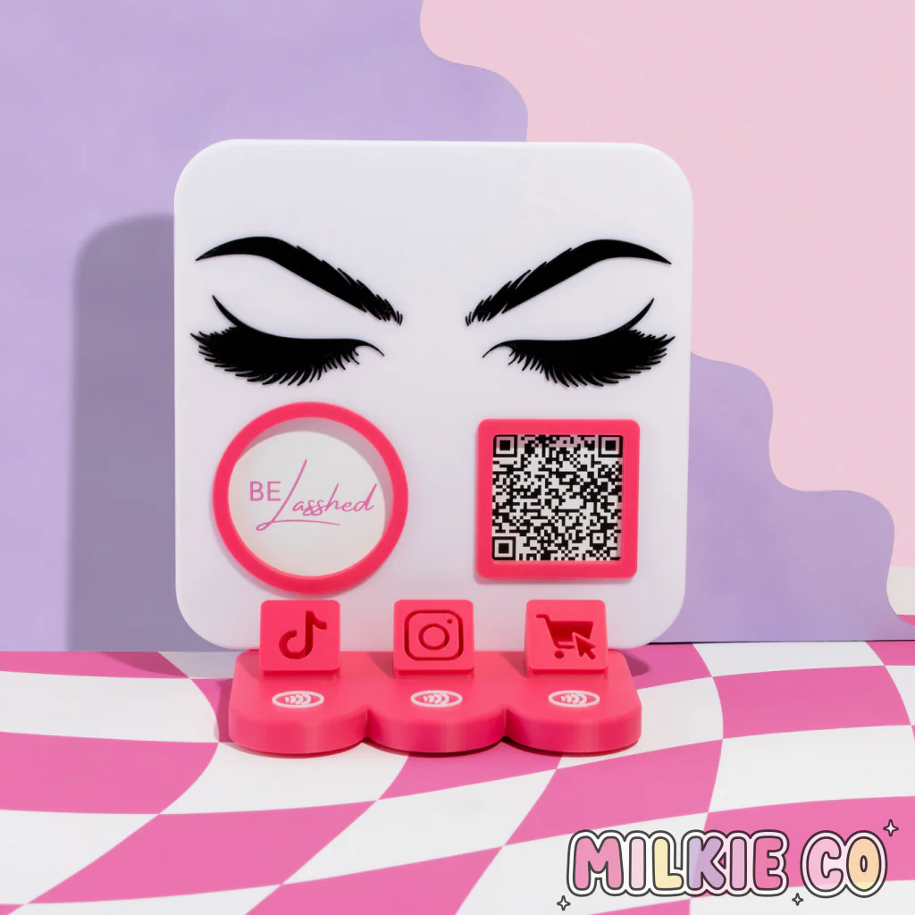 NFC Stand: Lash Artist