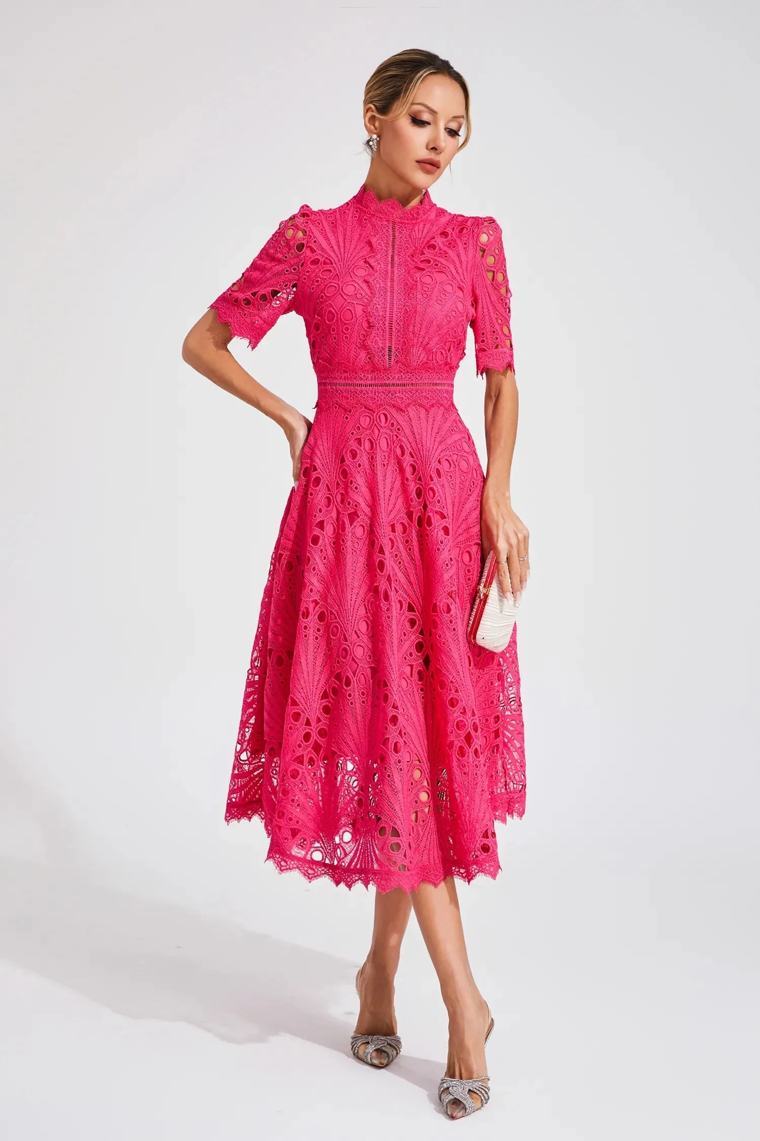 Hochgeschlossenes Guipure-Spitzenkleid in A-Linie | Elegantes Midi-Kleid mit kurzen ?rmeln f��r festliche Anl?sse