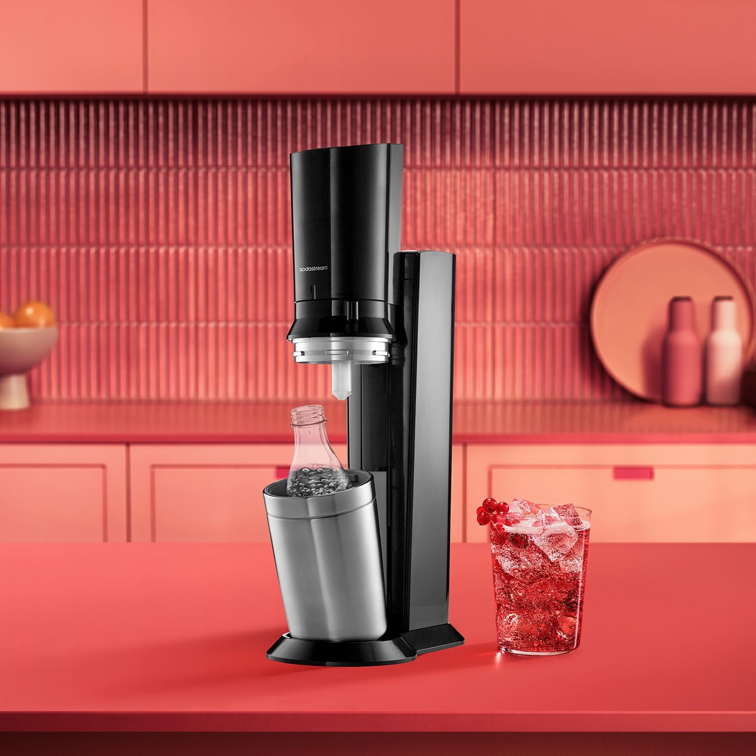 SodaStream Crystal 3.0 Wassersprudler mit 2x Quick-Connect CO2-Zylinder und 2x Glaskaraffen