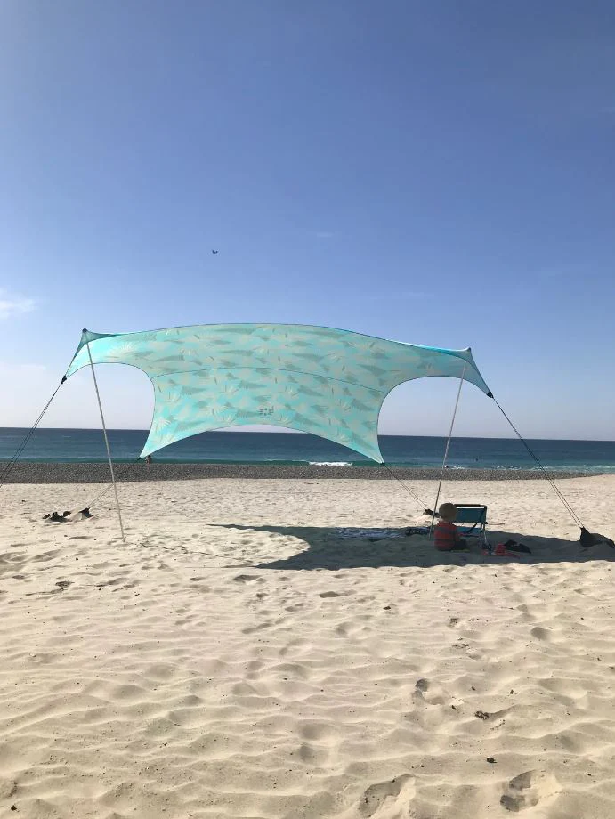2025 Neso Gigante Strandtent �C Ruim, Lichtgewicht, Waterbestendig met UPF 50+ en Koelvak