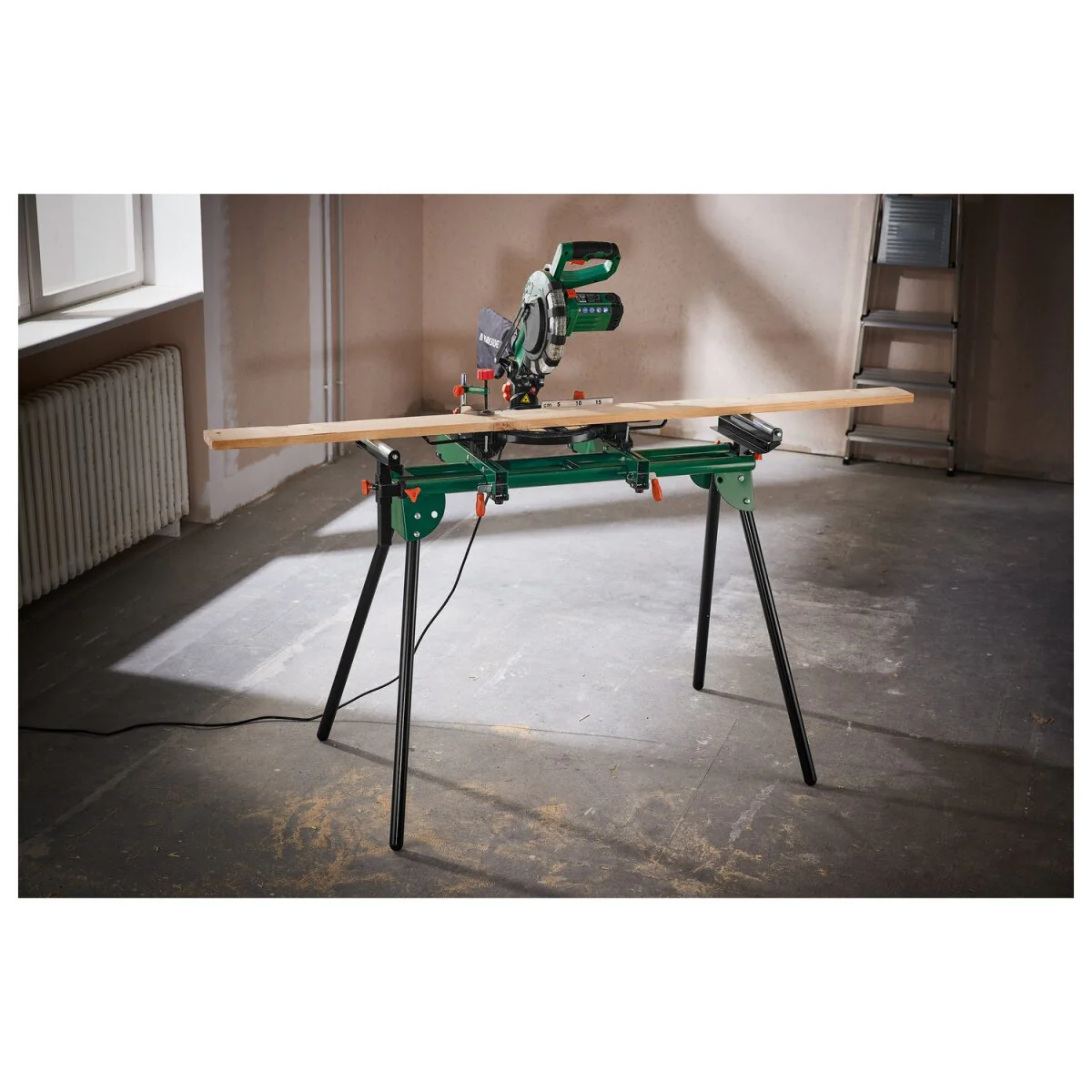 PARKSIDE? Afkort- en verstekzaag ?PKS 1500 C4?, 1500 W, met laser - B-keus, zo goed als nieuw