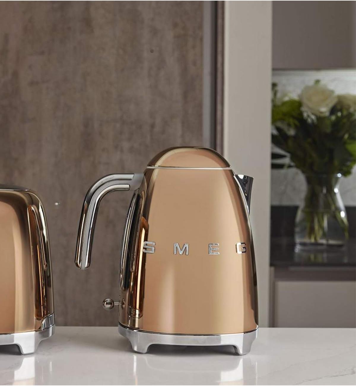 Smeg, 2x2 TSF01CREU -Toaster, 2 Schlitze für 2 Scheiben, 6 Vergoldungsniveaus, Heizfunktion, Abtau- und Bagel- Funktion, Sammelschublade, 950W, Creme