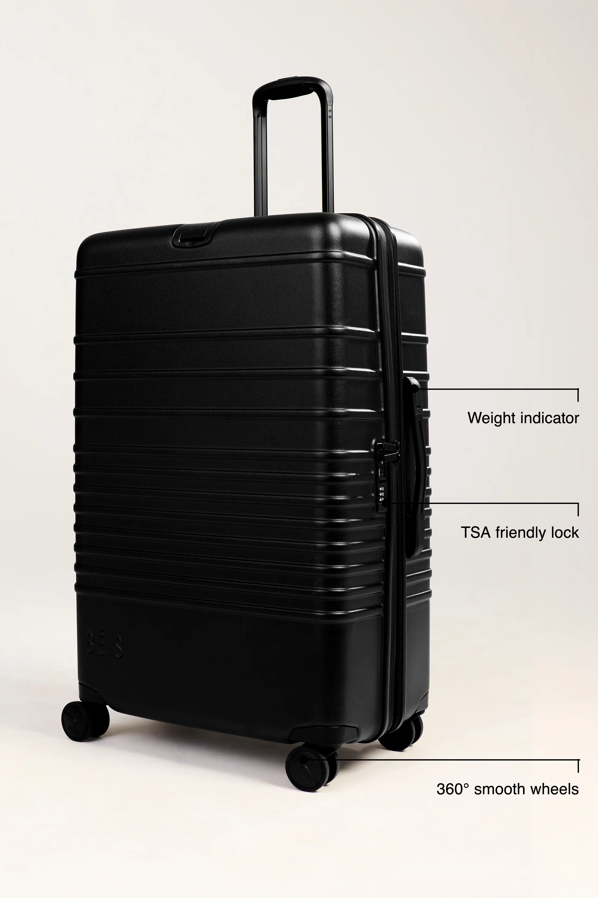 De Large Check-In Roller in All Black