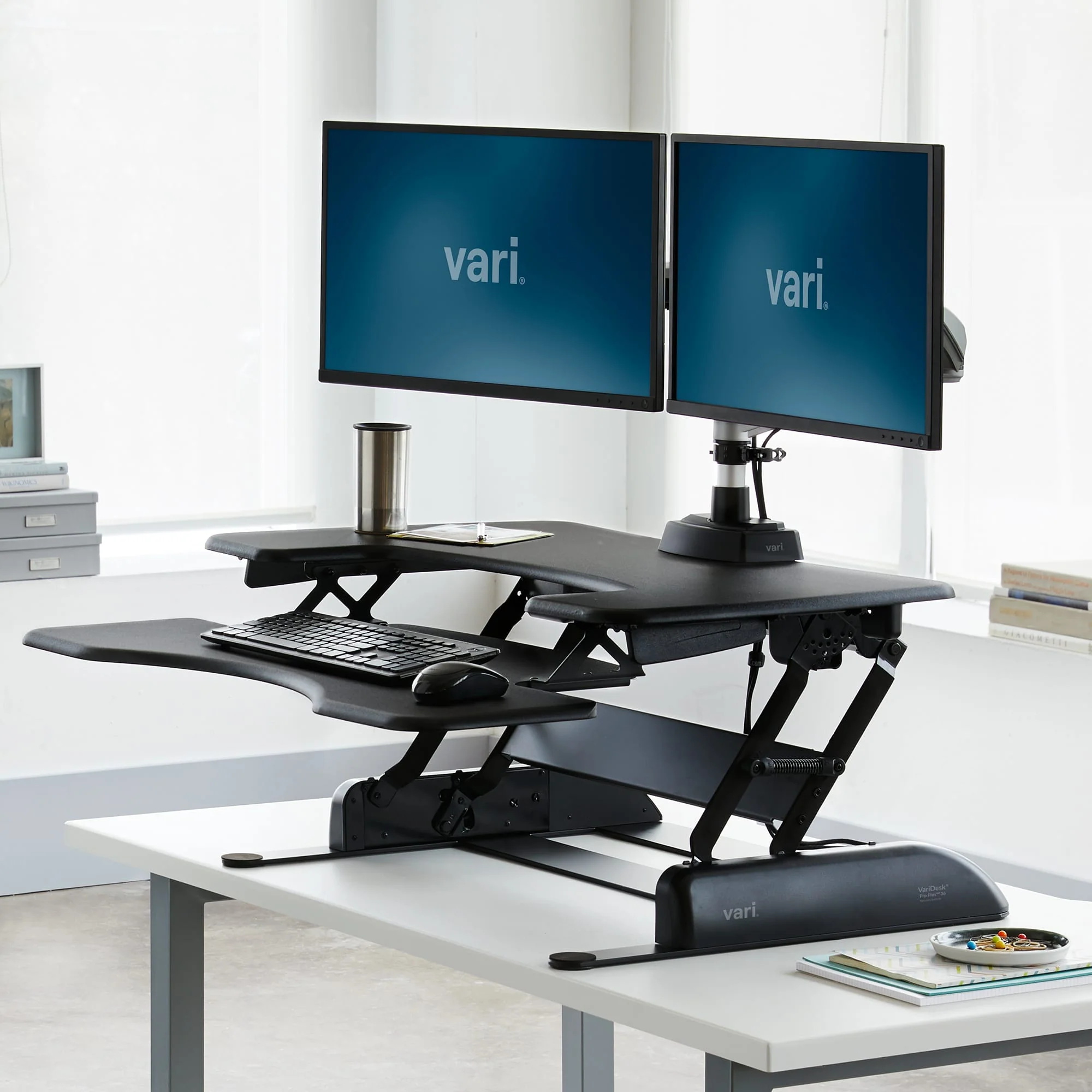 VariDesk? Pro Plus? 36 Staande Bureau Converter, Dubbele Monitor, Zwart