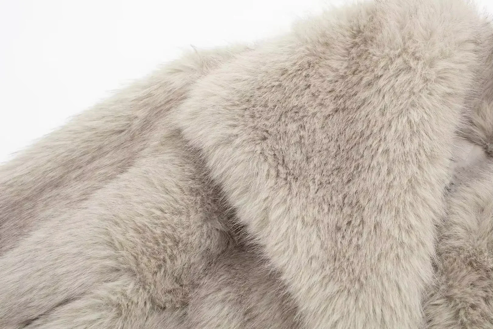 Eleganter Fake Fur Wintermantel f��r Damen