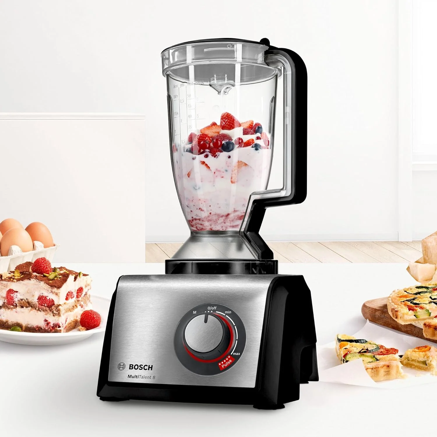 Bosch MultiTalent 8, Robot kuchenny z tarczą do frytek i młynkiem do ziaren, 1250 W, duża misa 3,9 l, mikser 1,5 l, wyciskarka do cytrusów, wyświetlacz LED, MC812M844, biały, szczotkowana stal