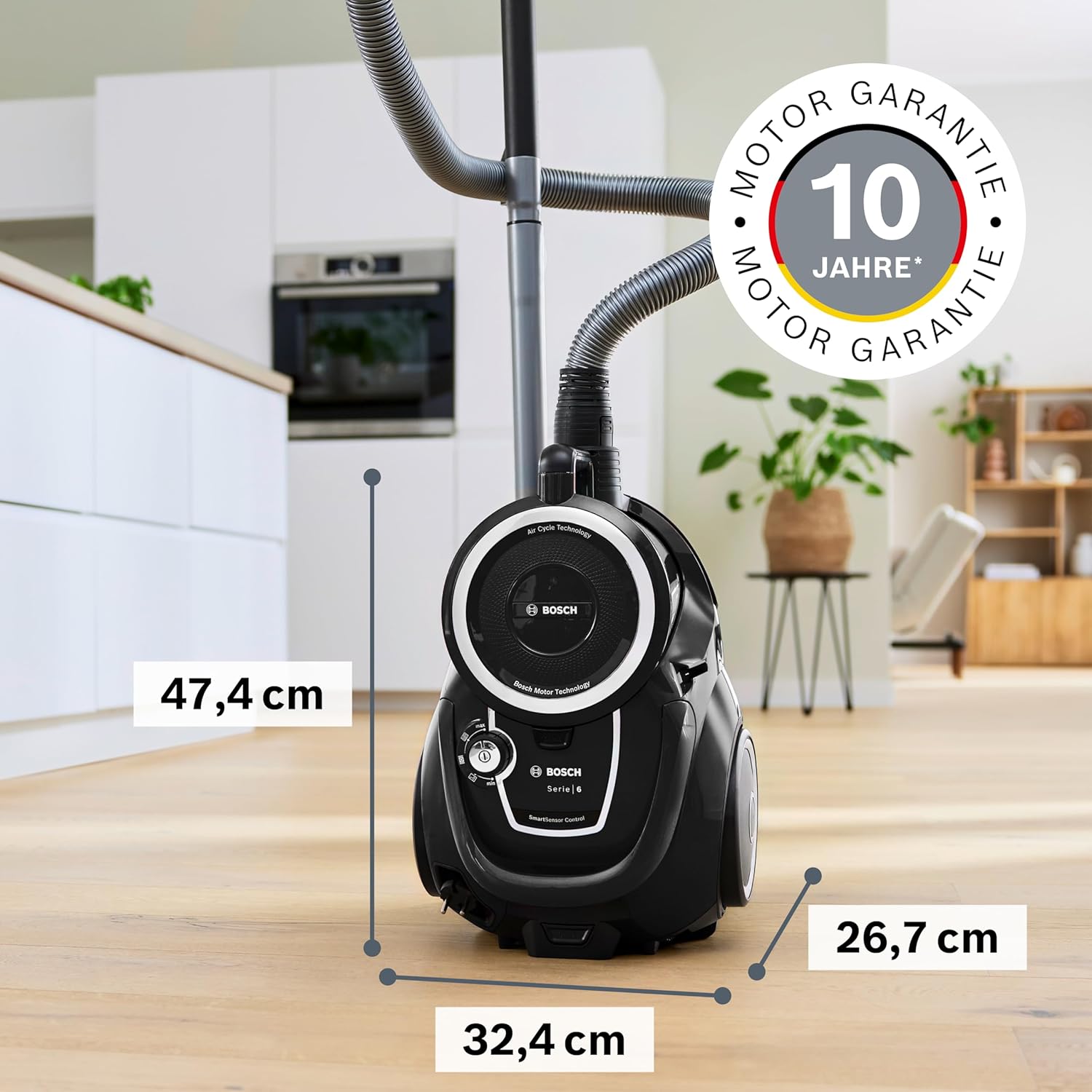 Bosch Staubsauger beutellos Serie 6 BGC41X36, Bodenstaubsauger, ideal für Allergiker, Hygiene-Filter, Bodendüse für Parkett, Teppich, Fliesen, Starke Saugleistung, leise, 700 W, blau