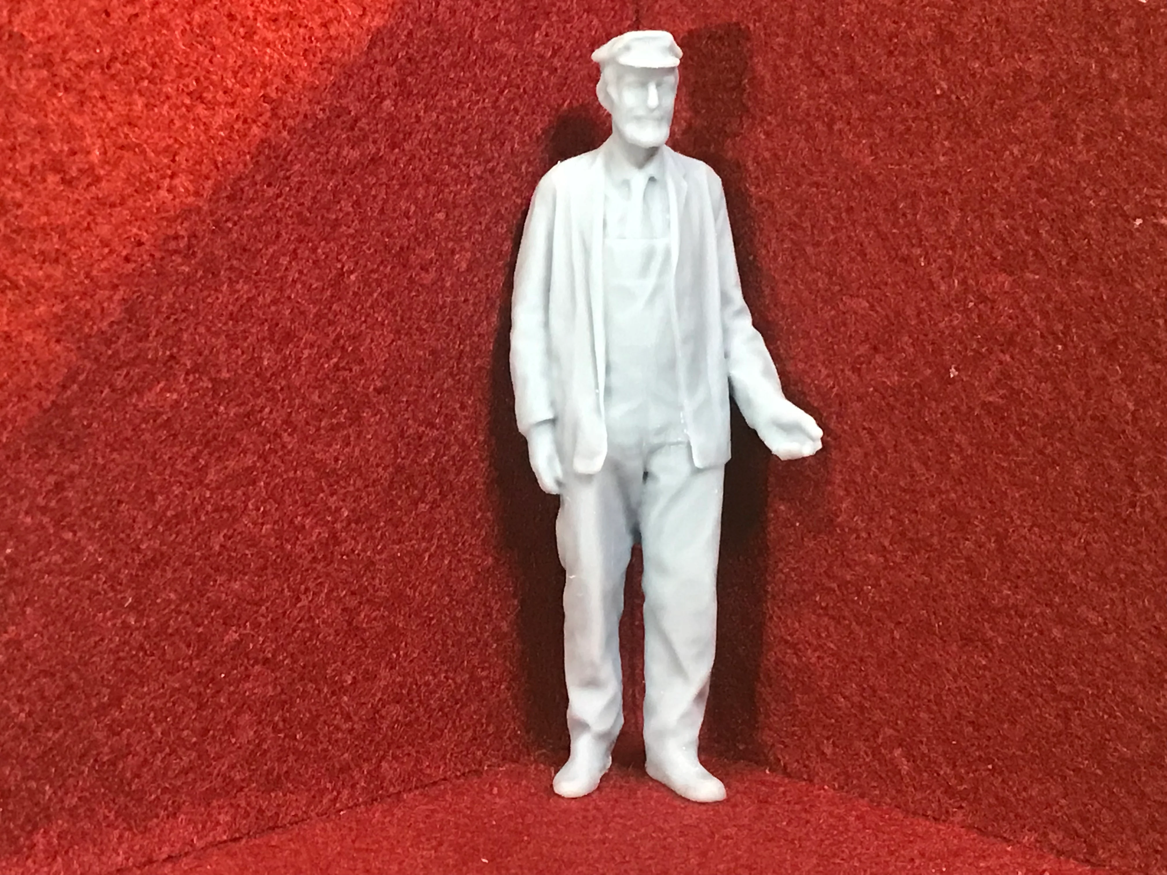 G-Scale figure standing around - 3D scan of a real person - M003 (also GN15)