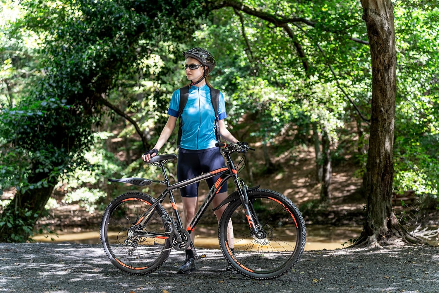 Licorne Bike Effect Premium Mountainbike Aluminium Discbremse Jungen Mädchen 21 Gang