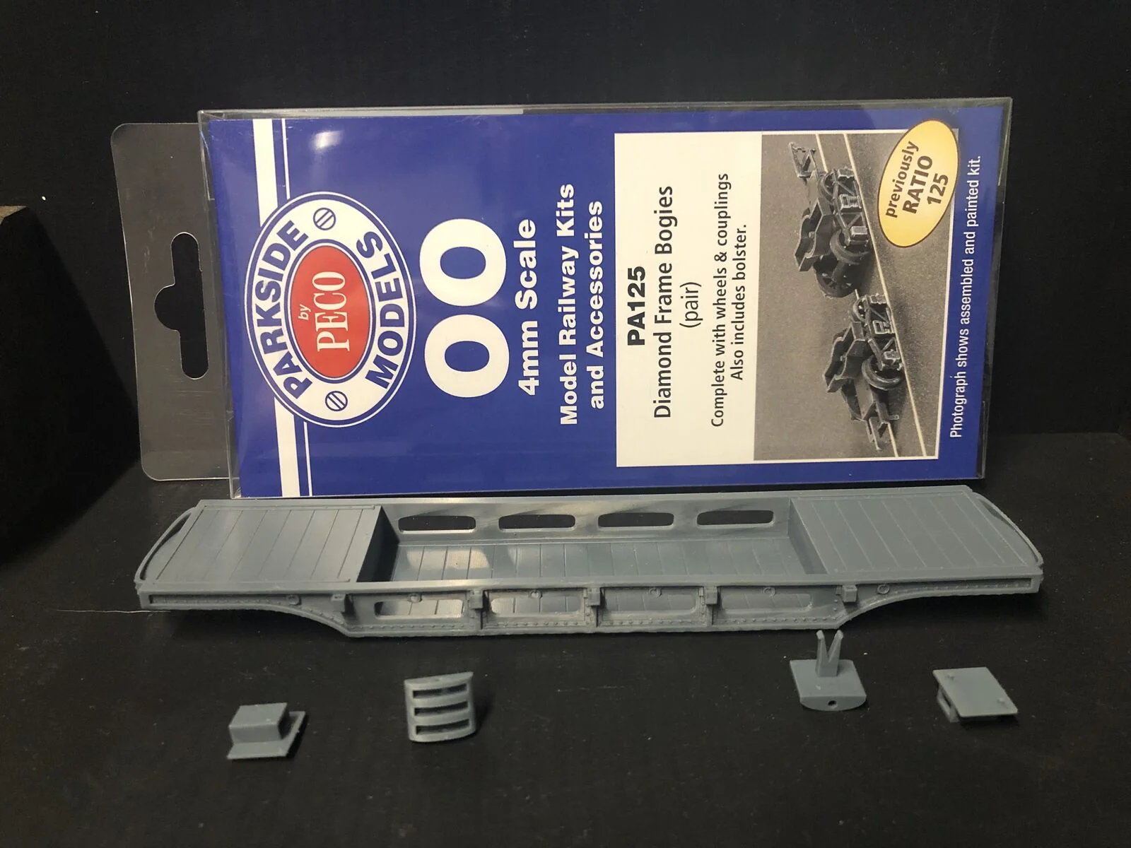 Gn15 Narrow Gauge Pechot wagon - comes with bogie wheels and NEM pockets