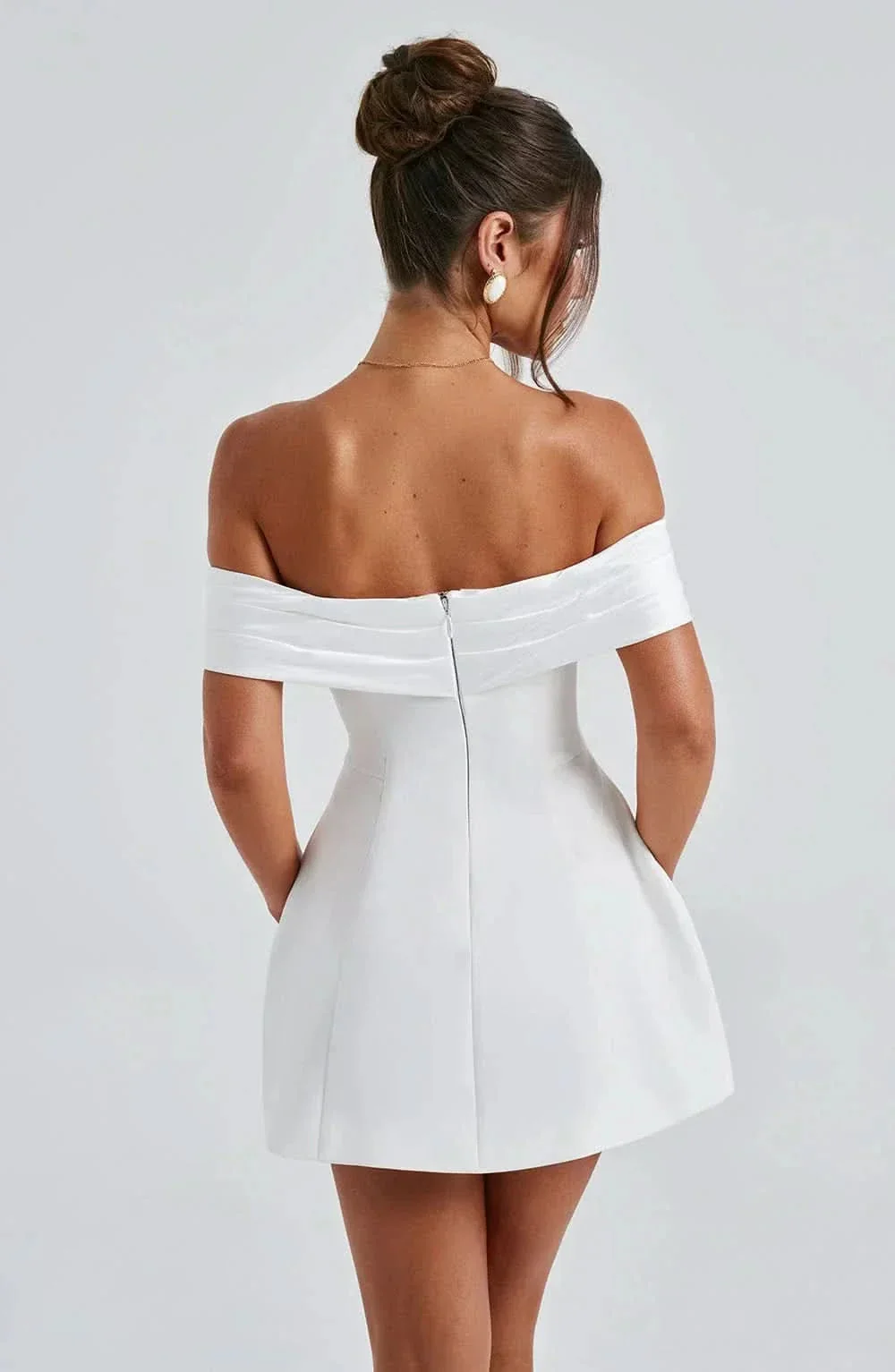 Damen Cocktail-Minikleid mit Off-Shoulder-Ausschnitt und Schleife