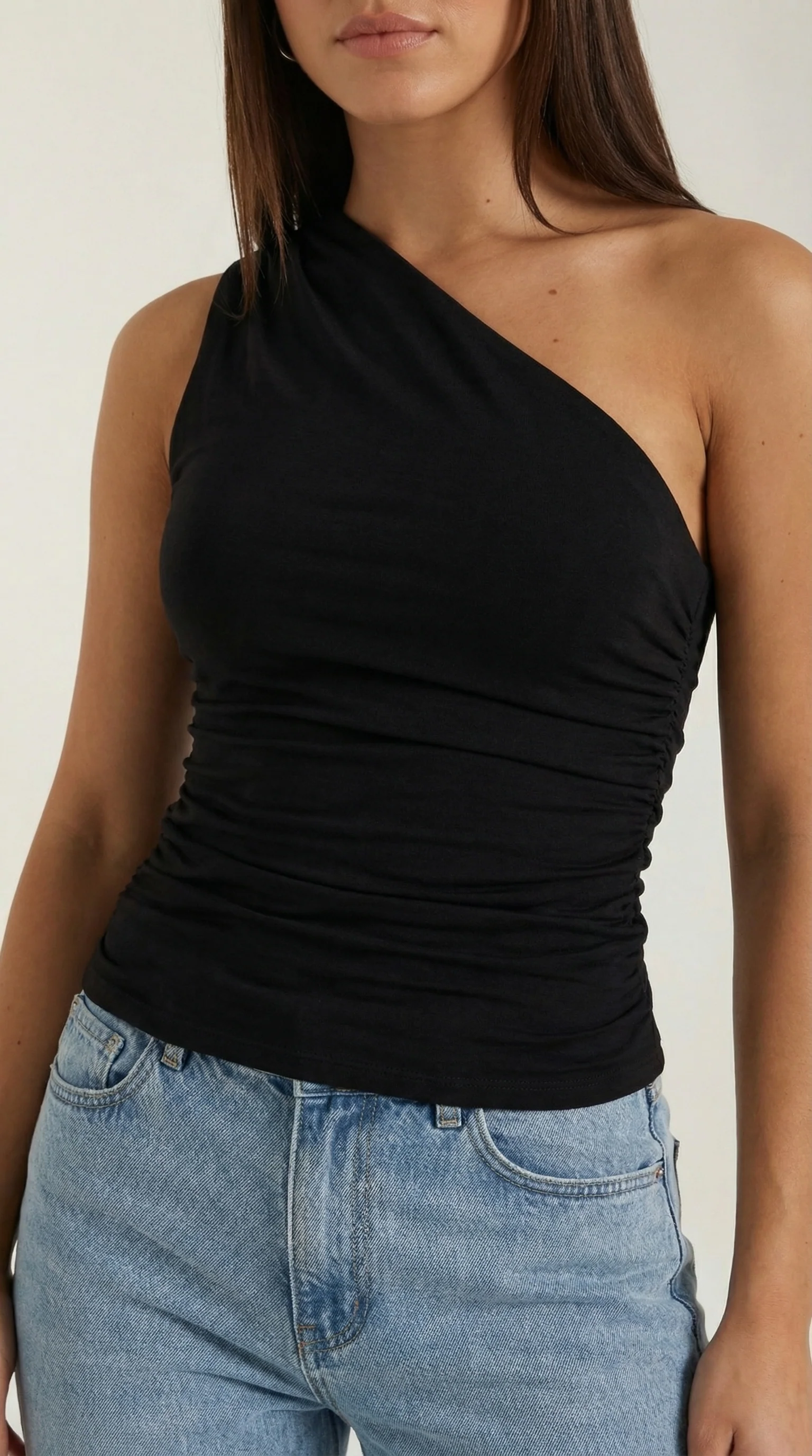 ?rmelloses One-Shoulder-Top mit seitlicher Raffung