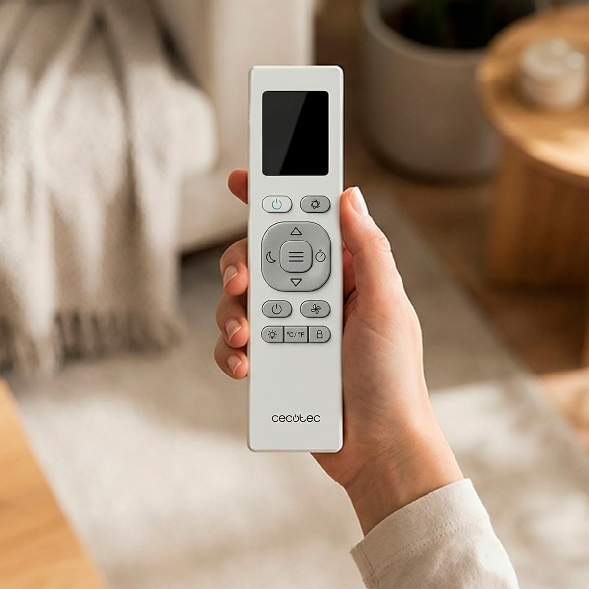Cecotec Mobile Klimageräte ForceClima 14800 Nux Heating. 14000 BTU, Heizfunktion, 5 Modi, 3 Stufen, für große Räume bis 35 m², Entfeuchter 30 L/Tag, LED-Display, Timer, Oszillation, R290, Klasse A