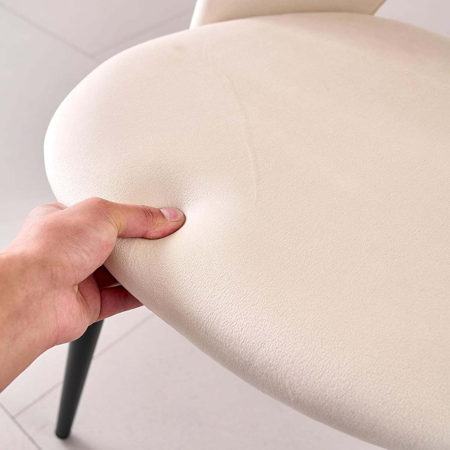 115cm Runder Esstisch mit 4 Esstischstühlen, Küchentisch aus MDF (Travertin-Maserung) und 4 Stühle für Küche, Esszimmer, Wohnzimmer und Büro (Beige)