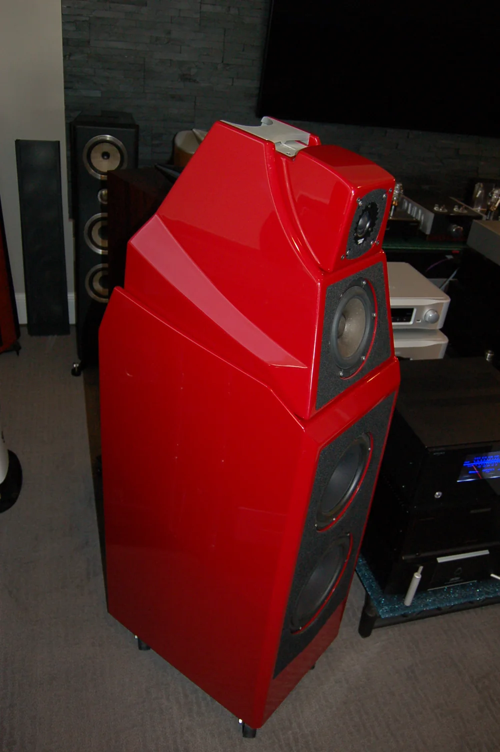 Wilson Audio Alexia- red (pair)