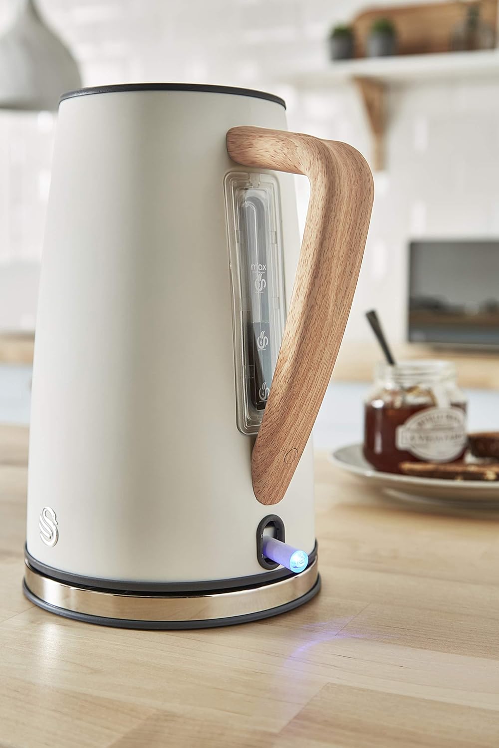 Swan Nordic 20 L digitaler Mikrowellenherd, 6 Leistungsstufen, 800 W Leistung, 30-Minuten-Timer, einfache Reinigung, Abtaumodus, modernes Design, Griff in Holzoptik, mattwei