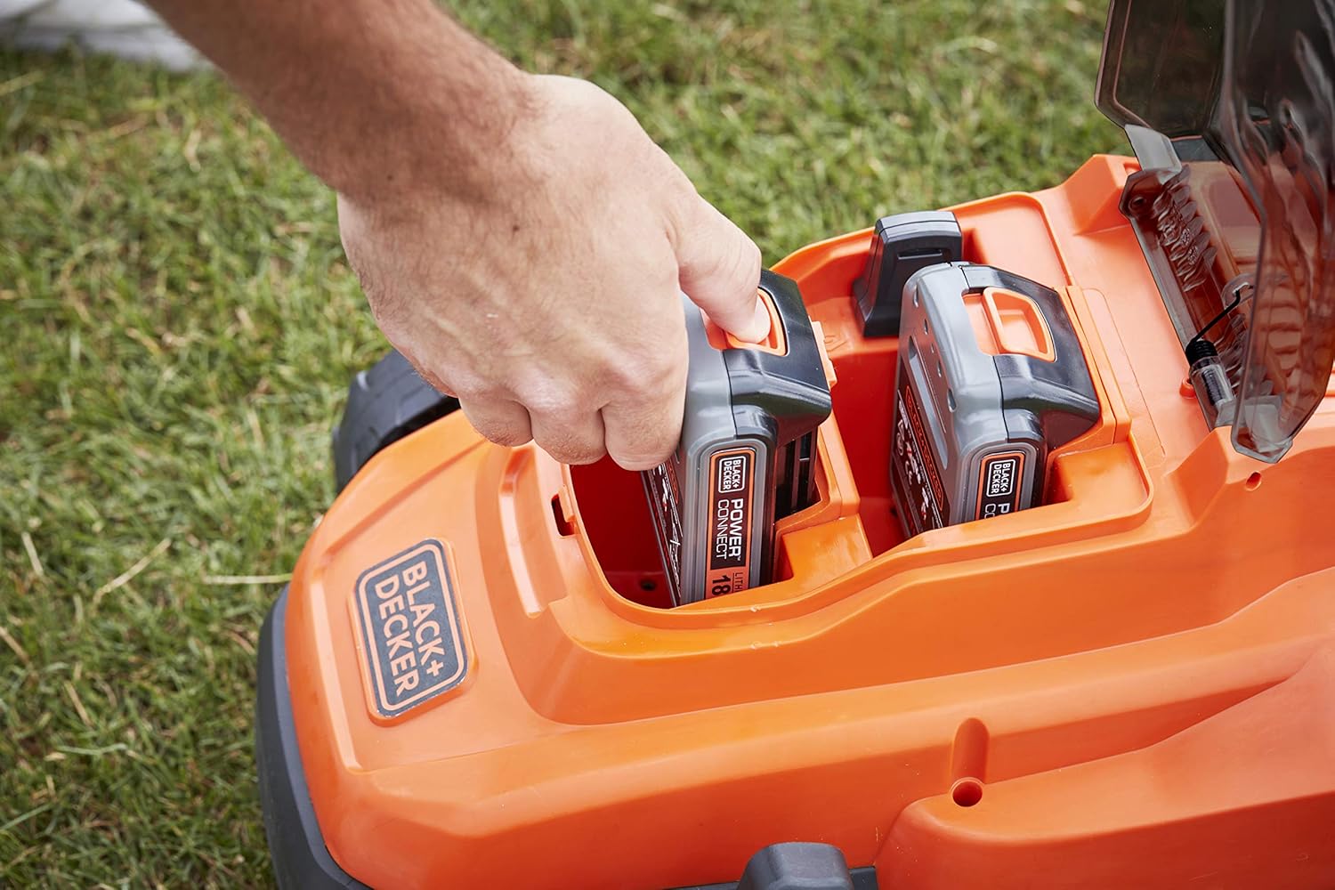 BLACK+DECKER Rasenmäher Akku Rasenmäher Elektro (betrieben mit 2X 18V Akkus, 33 cm Schnittbreite, für kleine und mittlere Rasenflächen bis 250 m², 5-fache Höhenverstellung) BCMW3318N