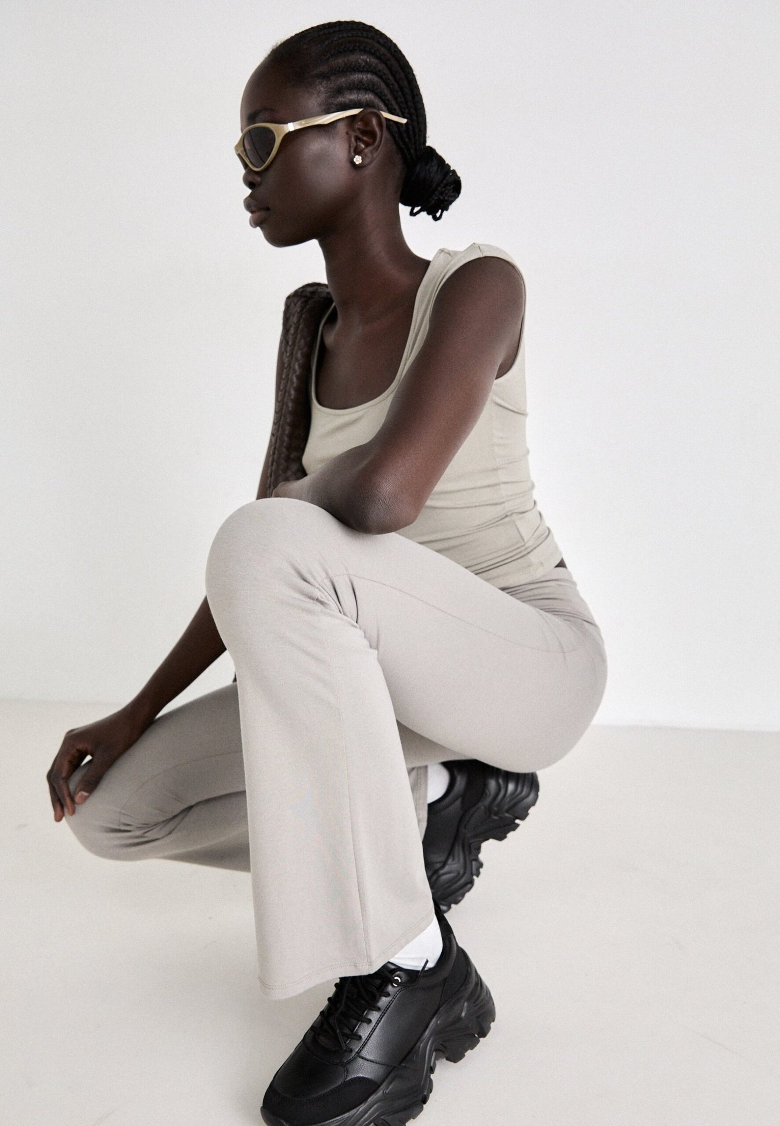 Dame Gina Tricot Soft touch folded trouser