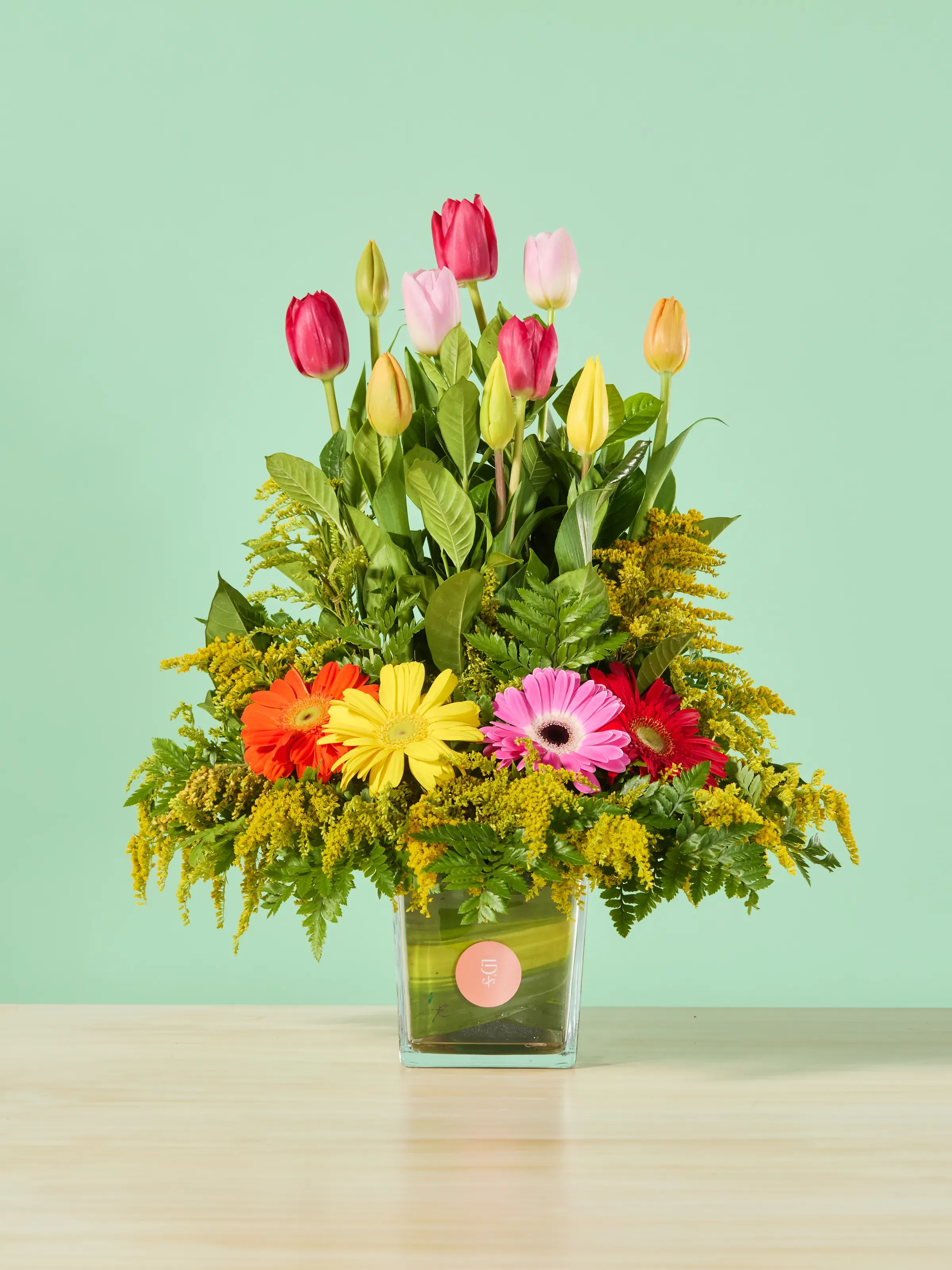 Tulipanes y Gerberas
