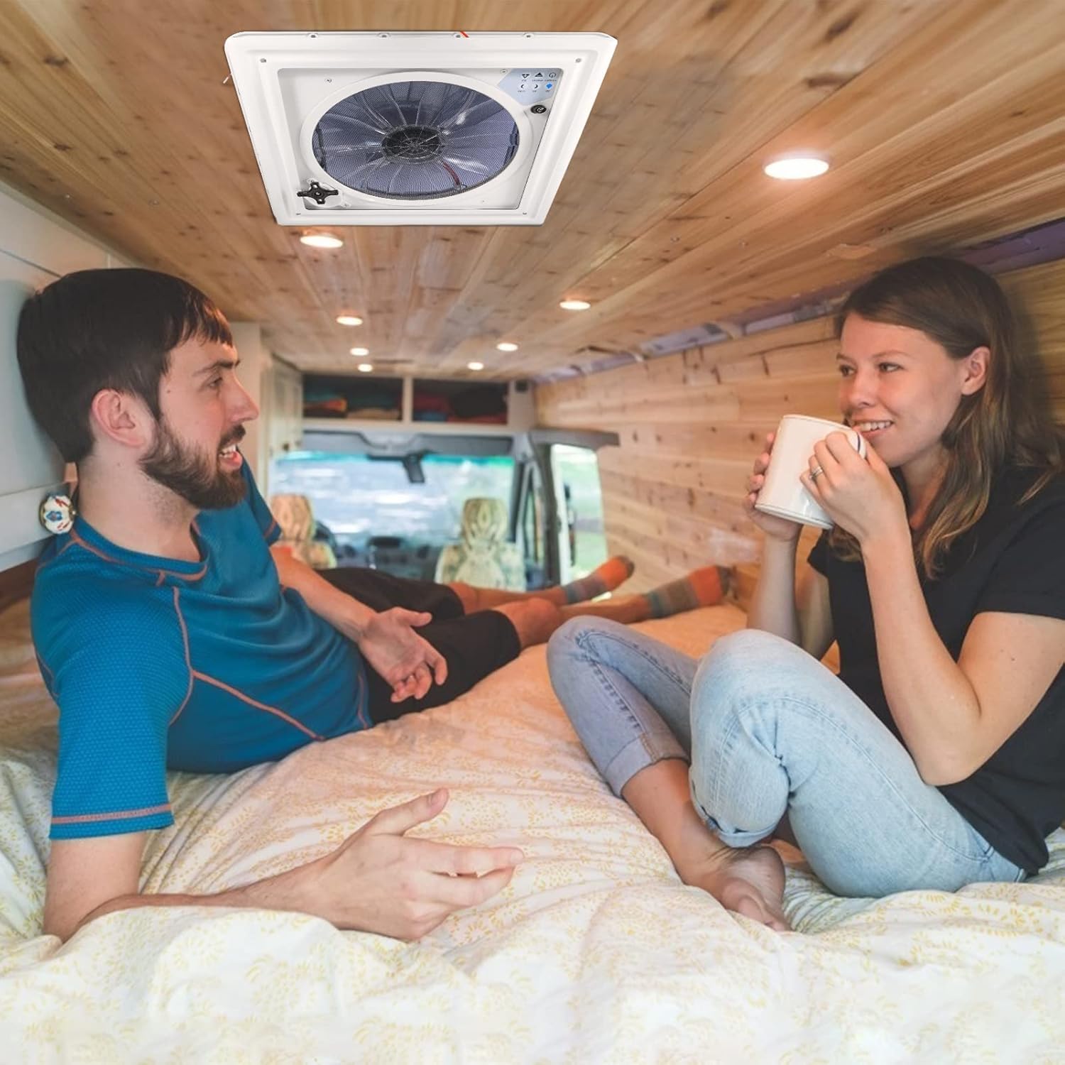 Hlieeosfcn Belüftung für Wohnmobil 40 * 40 cm RV Dachventilator 12V RV Dachventilator mit 3 Gänge einstellbare Windgeschwindigkeit,extrem geräuscharmer Dauerbelüftung RV 12V Remote,für Wohnmobile