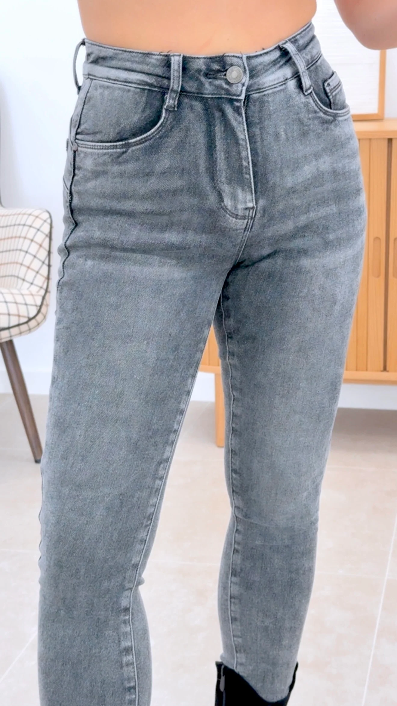 PANTAL��N PITILLO FAJA GRIS