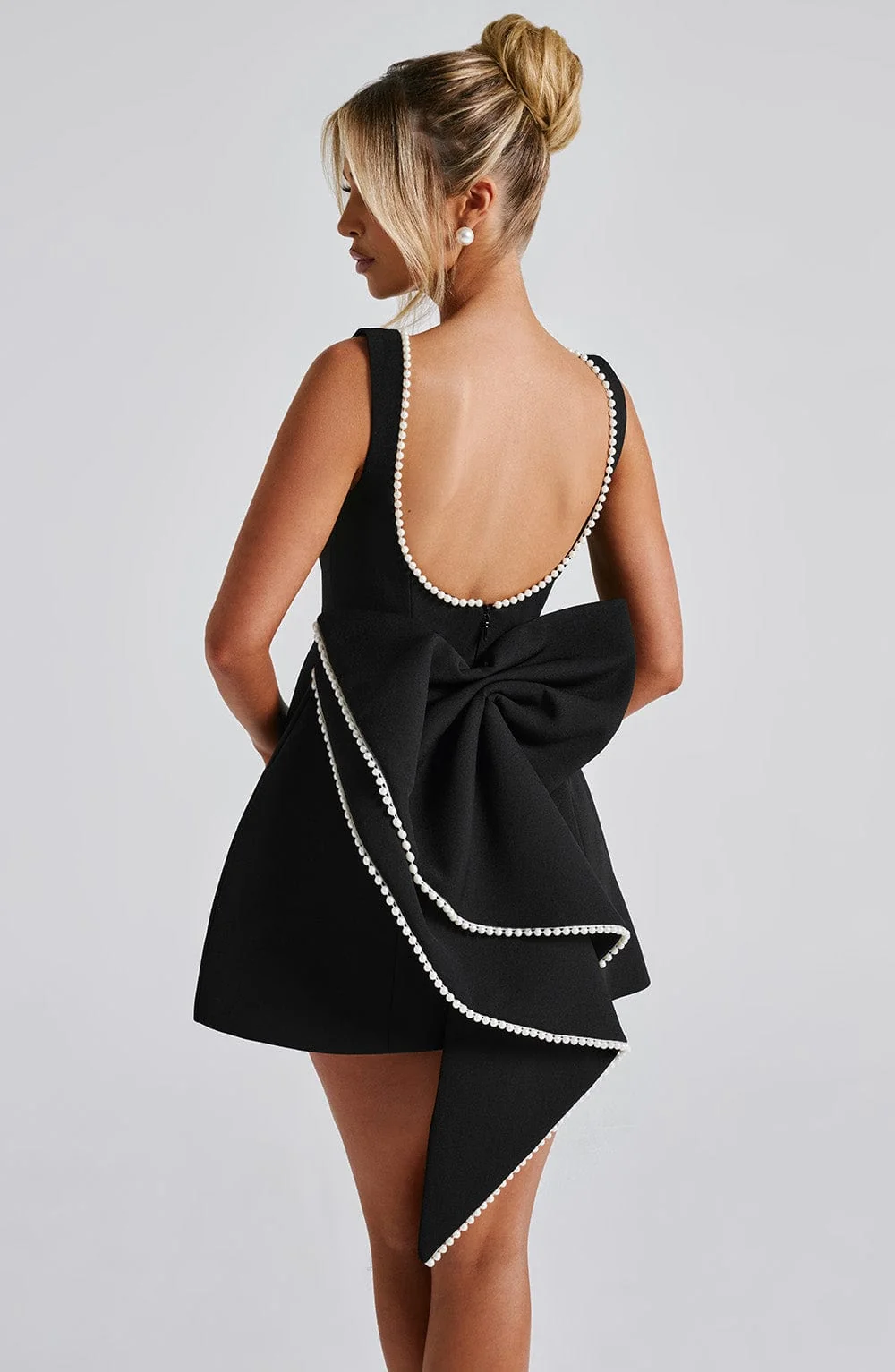 Damen Cocktailkleid Mini | Festliches A-Linien Kleid mit gro?er Schleife und Perlenbesatz | ?rmelloses kurzes Partykleid