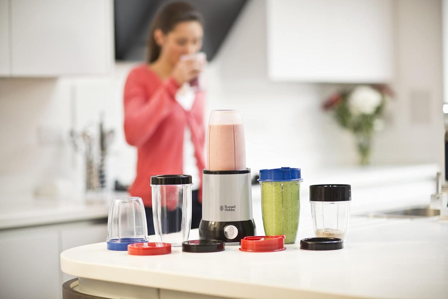Russell Hobbs Mixer [Multifunktions- Standmixer] NutriBoost (inkl. 5 BPA-freie und spülmaschinengeeignete Behlter + Deckel, 22.000 U/min, 0.9 PS-Motor) elektrischer, Smoothie-Maker 23180-56