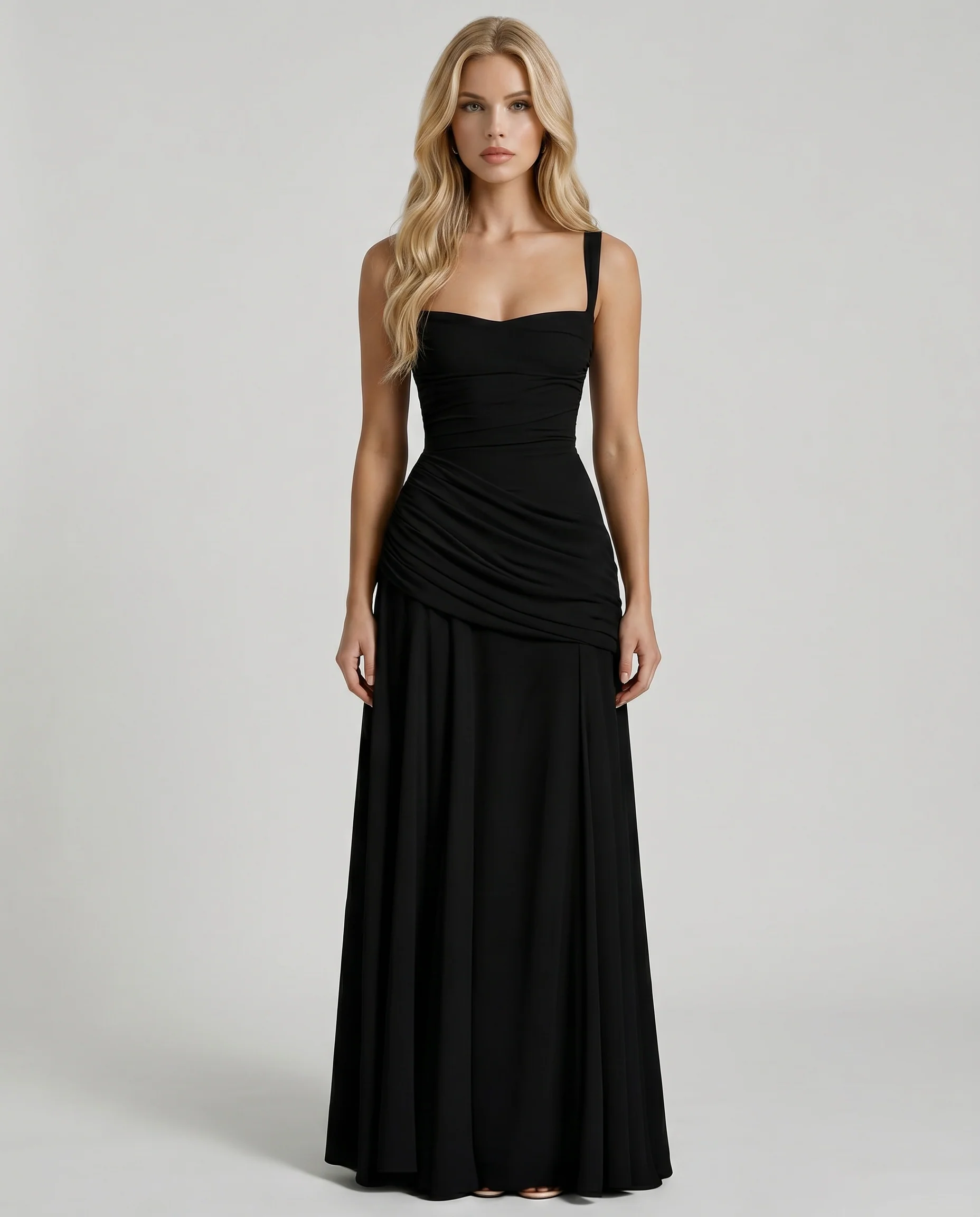 Maxikleid mit Raffung und schmalen Tr?gern | Festliches Abendkleid mit asymmetrischem Faltenwurf und ausgestelltem Rock