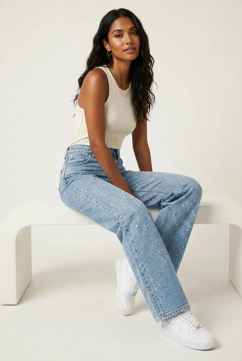 High Waist Jeans f��r Damen mit geradem Bein und dezenten Glitzer-Details �C Straight Leg Denim mit Vintage-Waschung