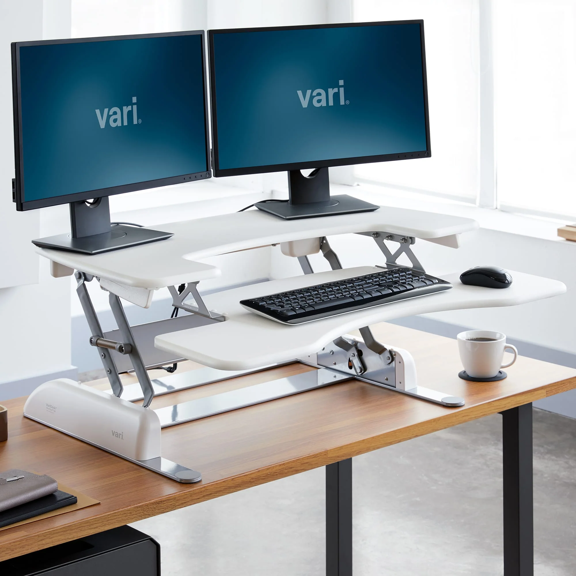 VariDesk? Pro Plus? 36 Staand Bureau-Converter voor Dubbele Monitoren �C Tweelaags Design