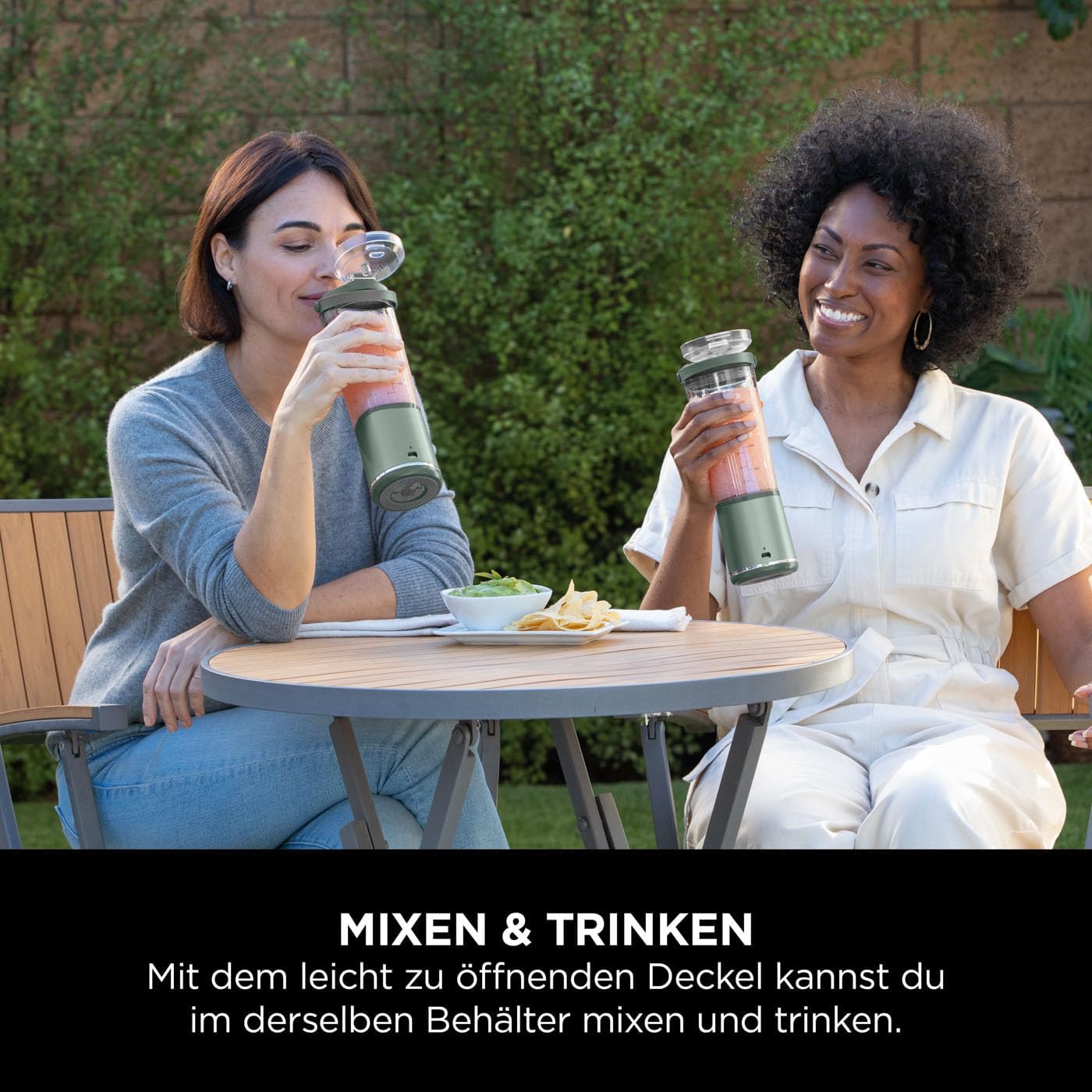 Ninja Blast Tragbarer Mixer / Blender / Smoothie Maker, 530ml Becher, Auslaufsicherer Deckel, Leistungsstarker Mini Standmixer, Kabellos & Wiederaufladbar, Zerkleinert Eis & Obst, Schwarz, BC151EUBK