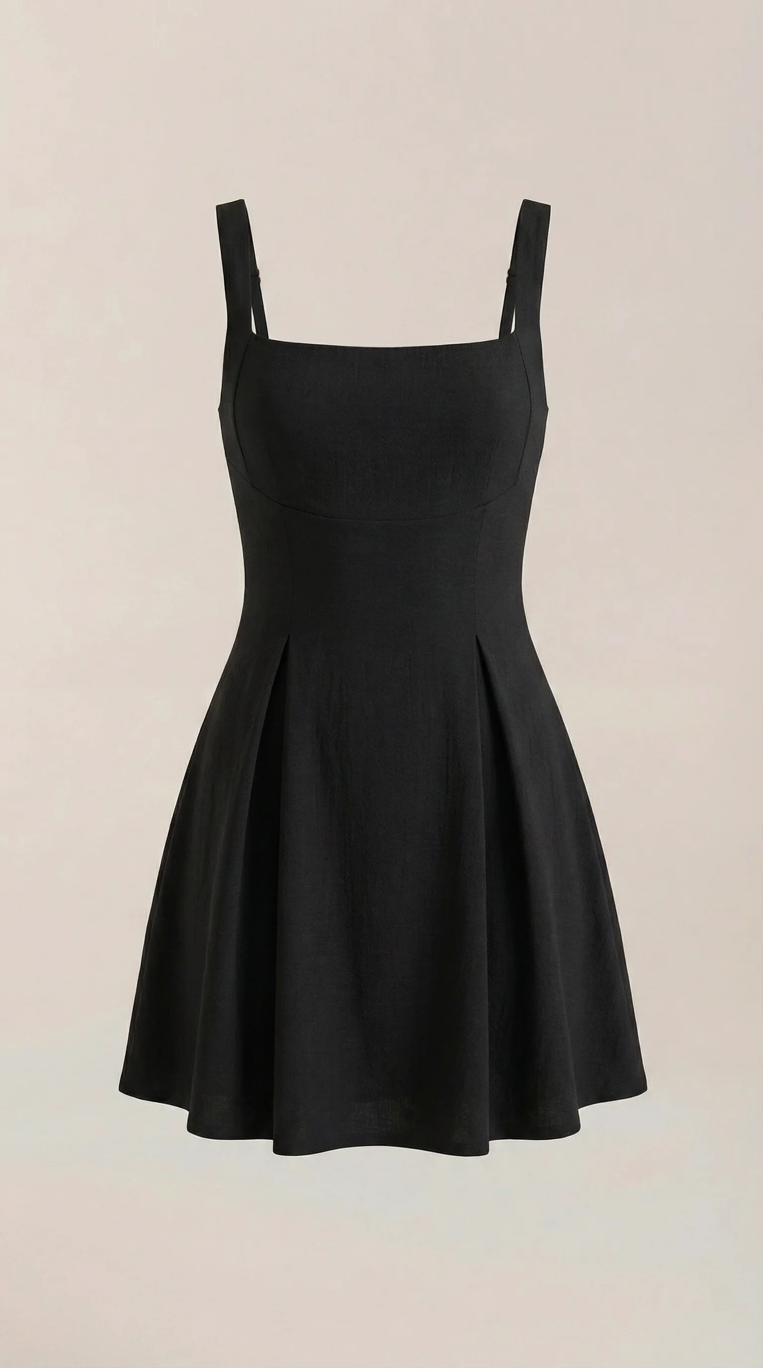 Minikleid mit tailliertem Oberteil