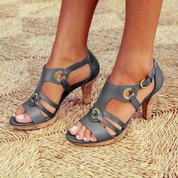 Damen Sandaletten mit Blockabsatz | Elegante Riemchensandaletten mit offenem Zehenbereich und modernen Metall-Details