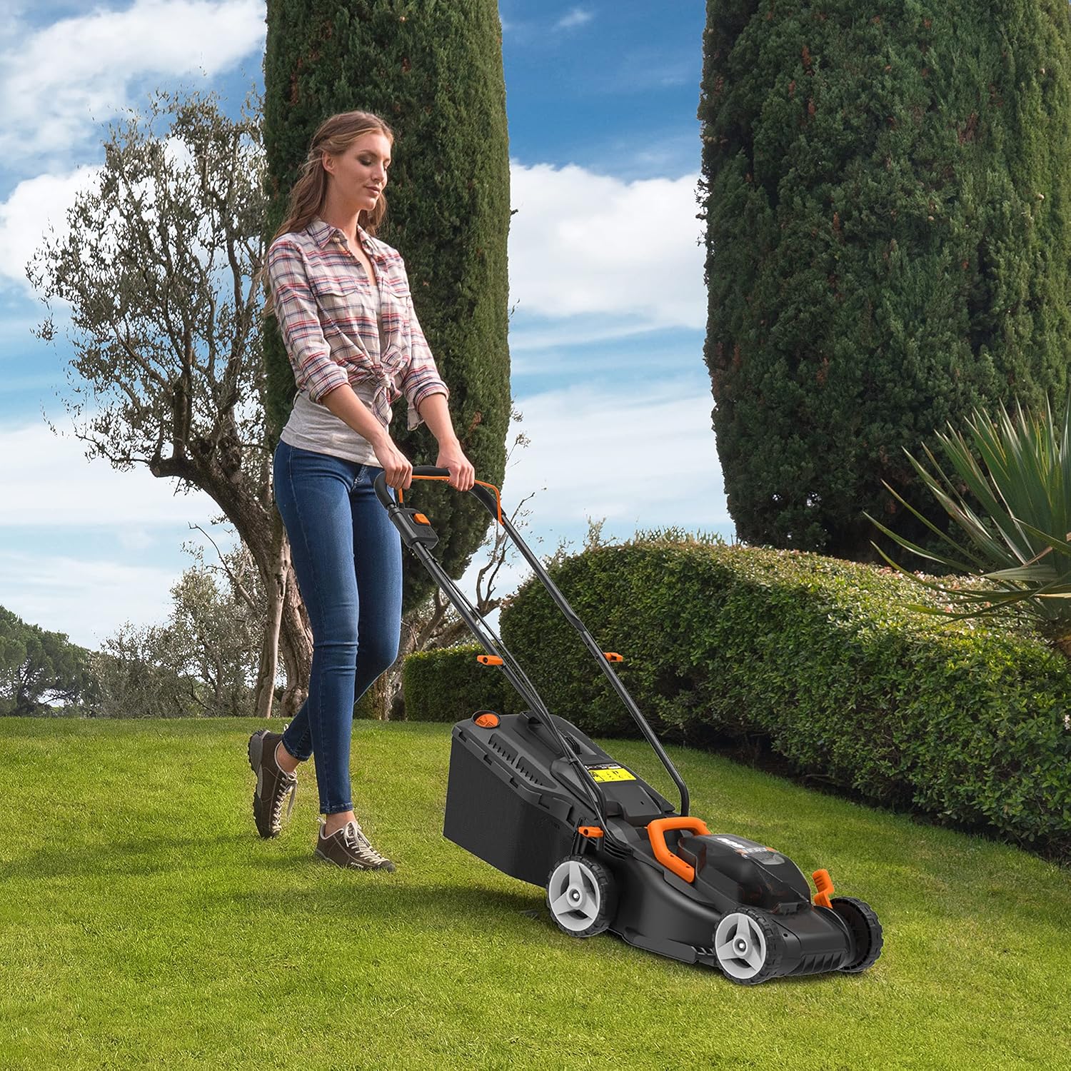 WORX WG779E.1 Akku-Rasenmäher 40V (2 x 20V) - 34 cm Schnittbreite - ideal für Gärten bis zu 460m² - IntelliCut Technologie - einfache Aufbewahrung - inkl. 2x4Ah Akkus & Dual-Schnellladegerät