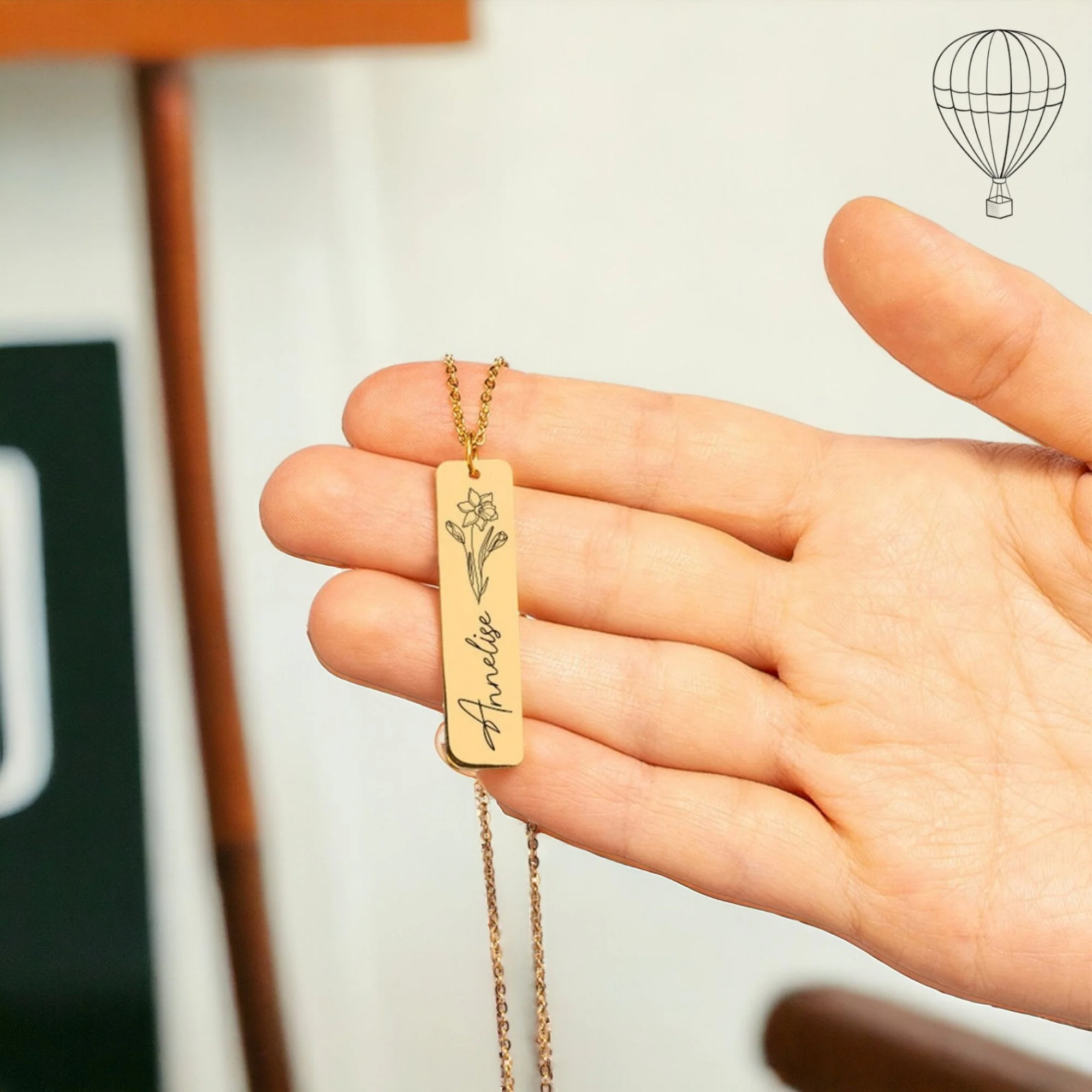 Birth Flower Gift Name Bar Necklace, Personalized Gift for Mom