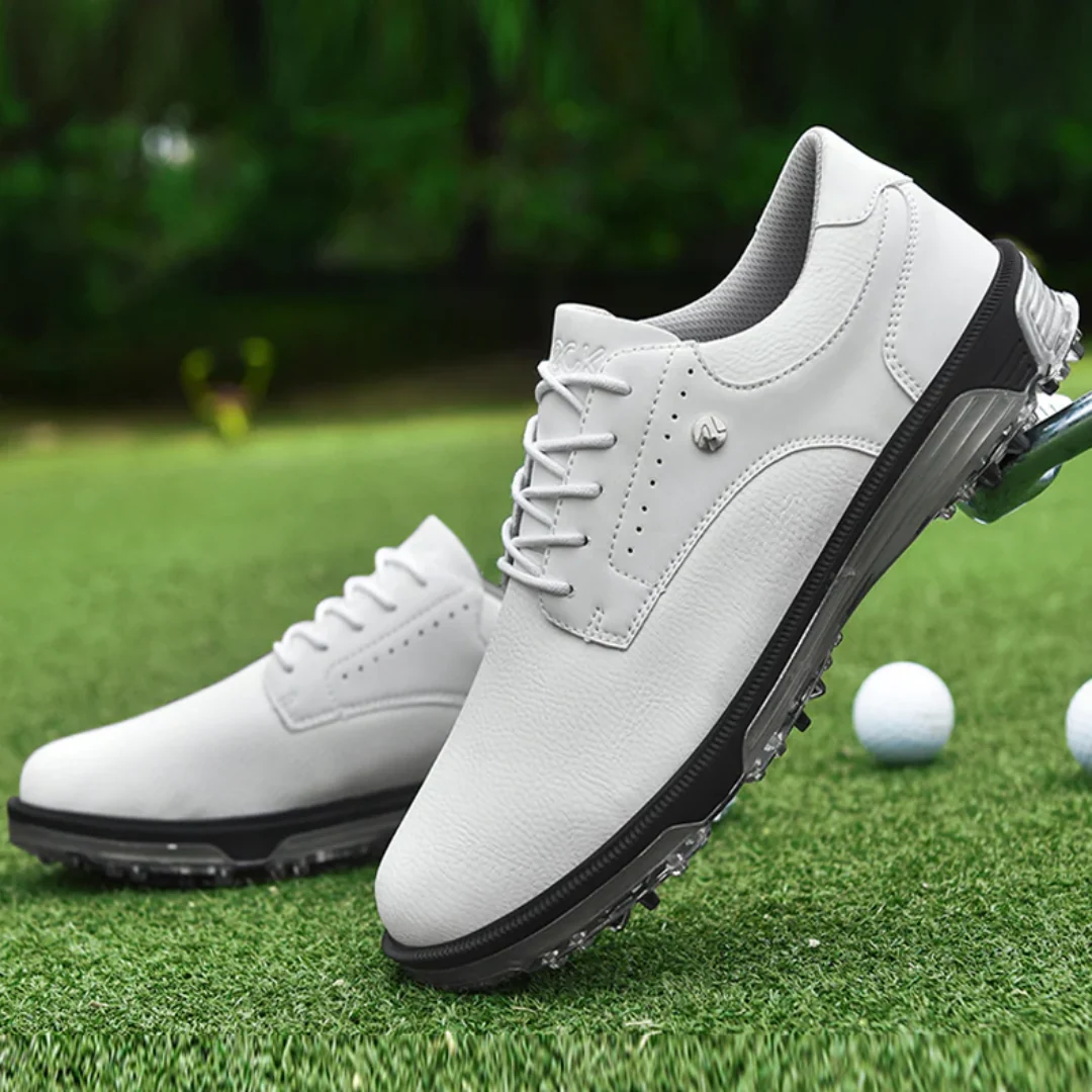 Wasserdichte Golf Schuhe f��r Herren mit ergonomischer Passform und modernem Design