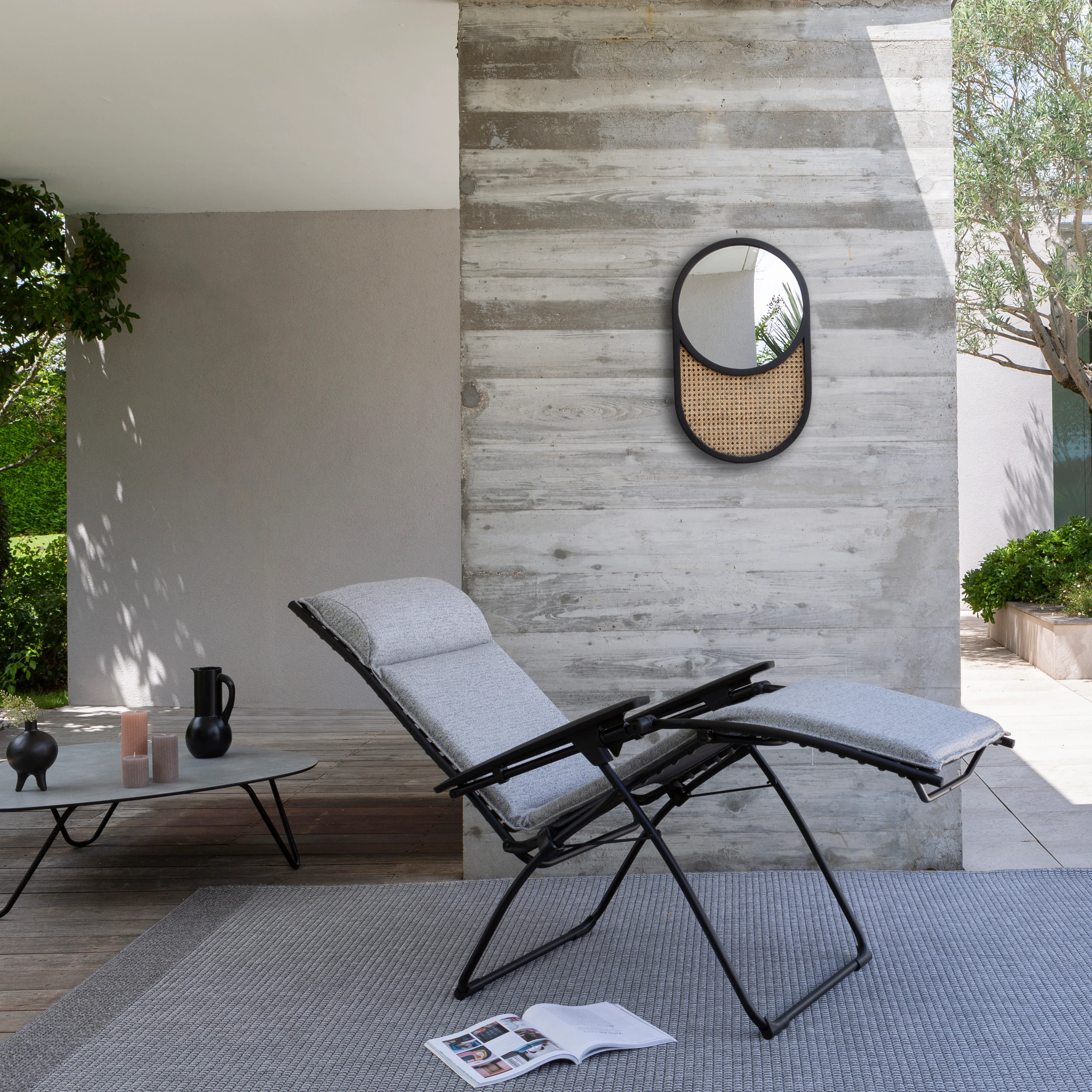 Bayanne Relaxstoel �C Ergonomisch Ontwerp voor Ultieme Binnen- en Buitenontspanning
