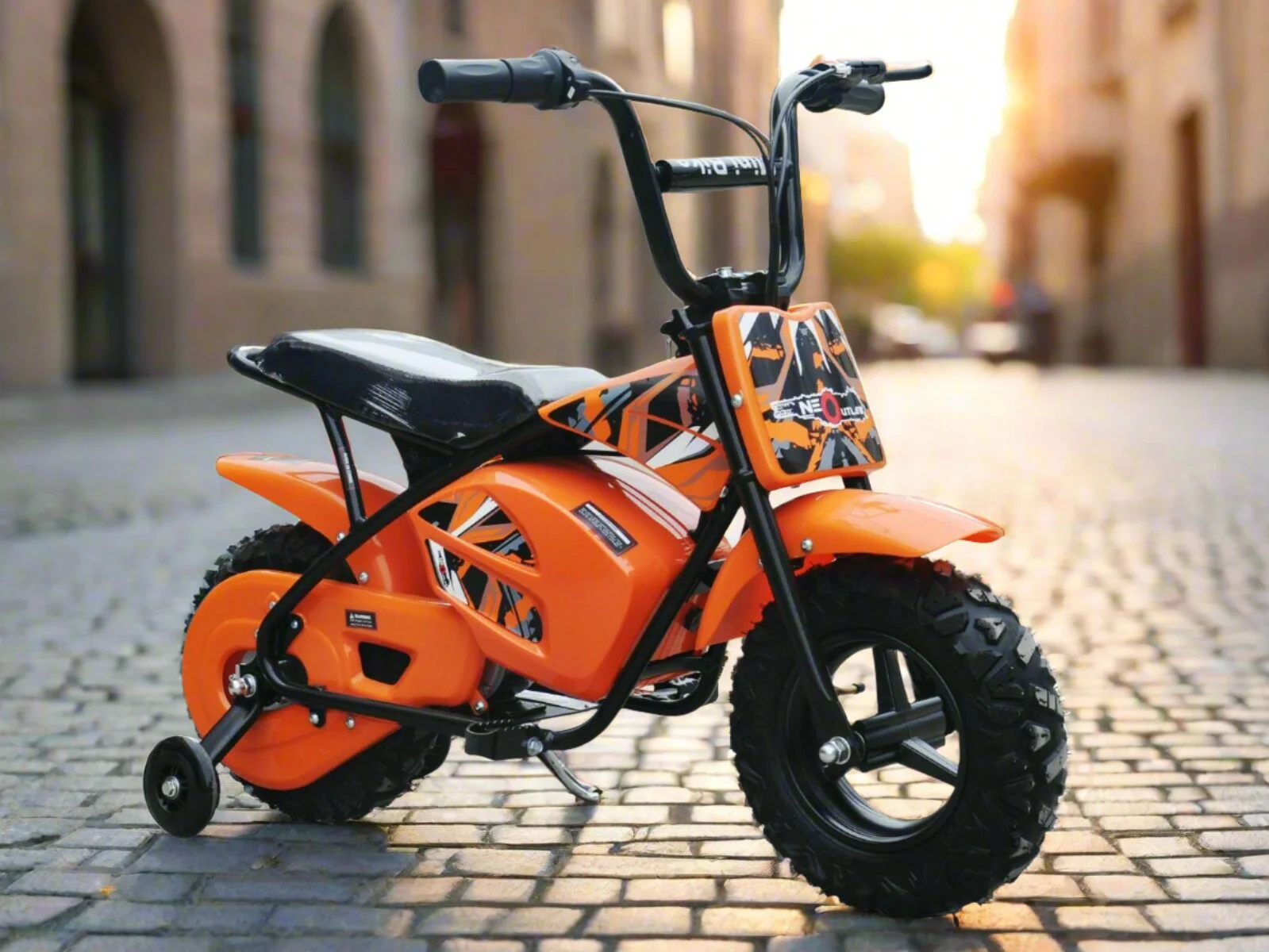 Children��s Electric 250w Mini Moto Monkey bike With Stabalisers In Orange