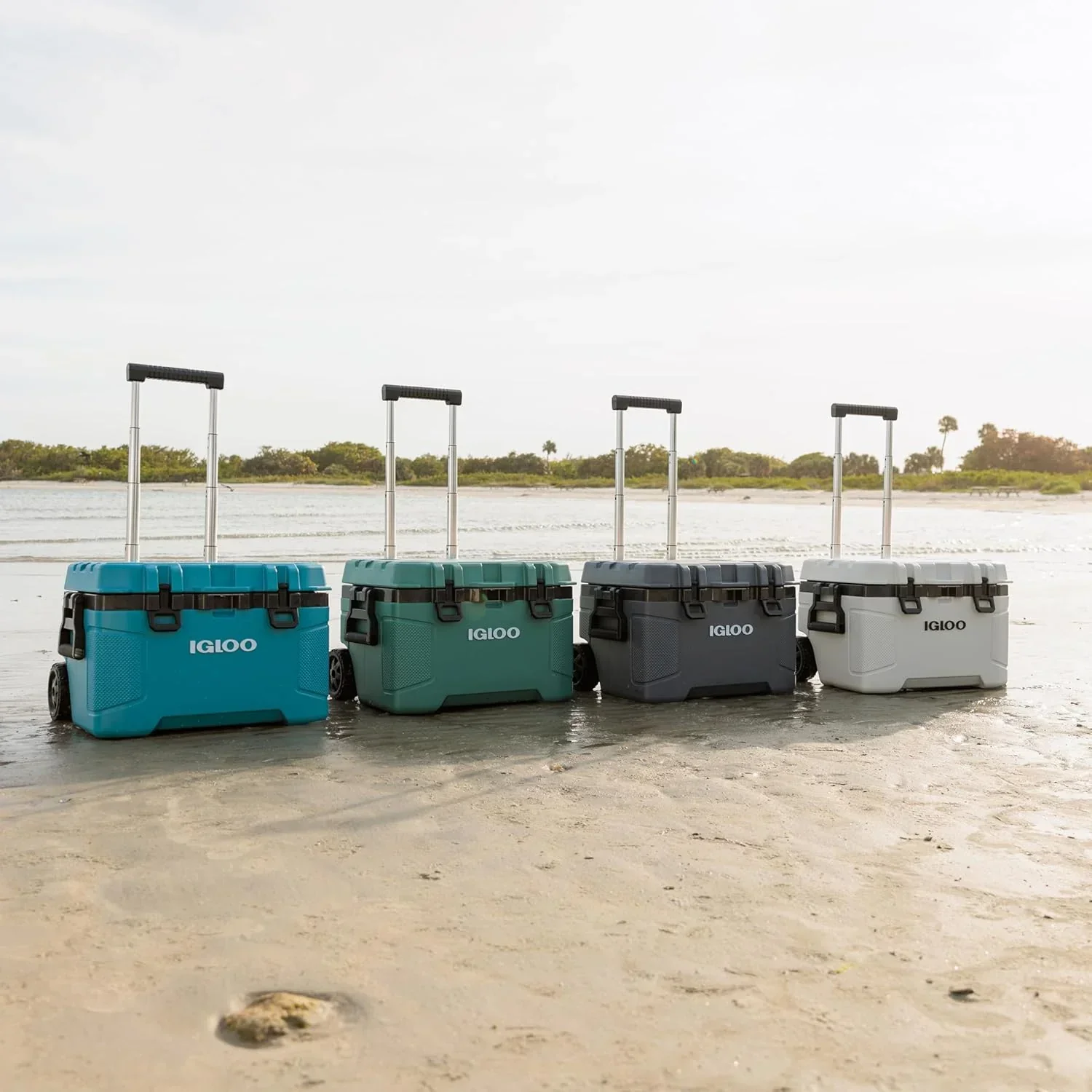 Igloo 52Qt Wheeled Cooler Insulated Hard Shell Ice Chest