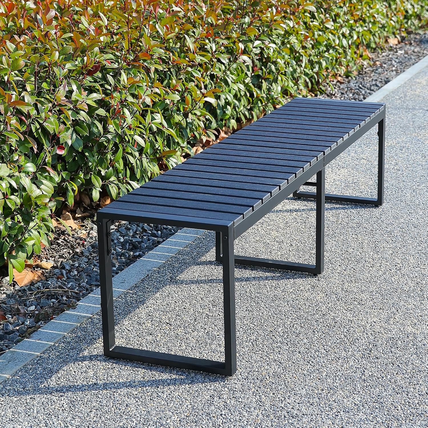 Mingone Outdoorbank für 3-4 Personen, witterungsbeständige Holz-Kunststoff-Verbundwerkstoffe (WPC), Gartenbank für Park und Terrasse, Schwarze Sitzbank ohne Rückenlehne, Belastbarkeit 250 kg