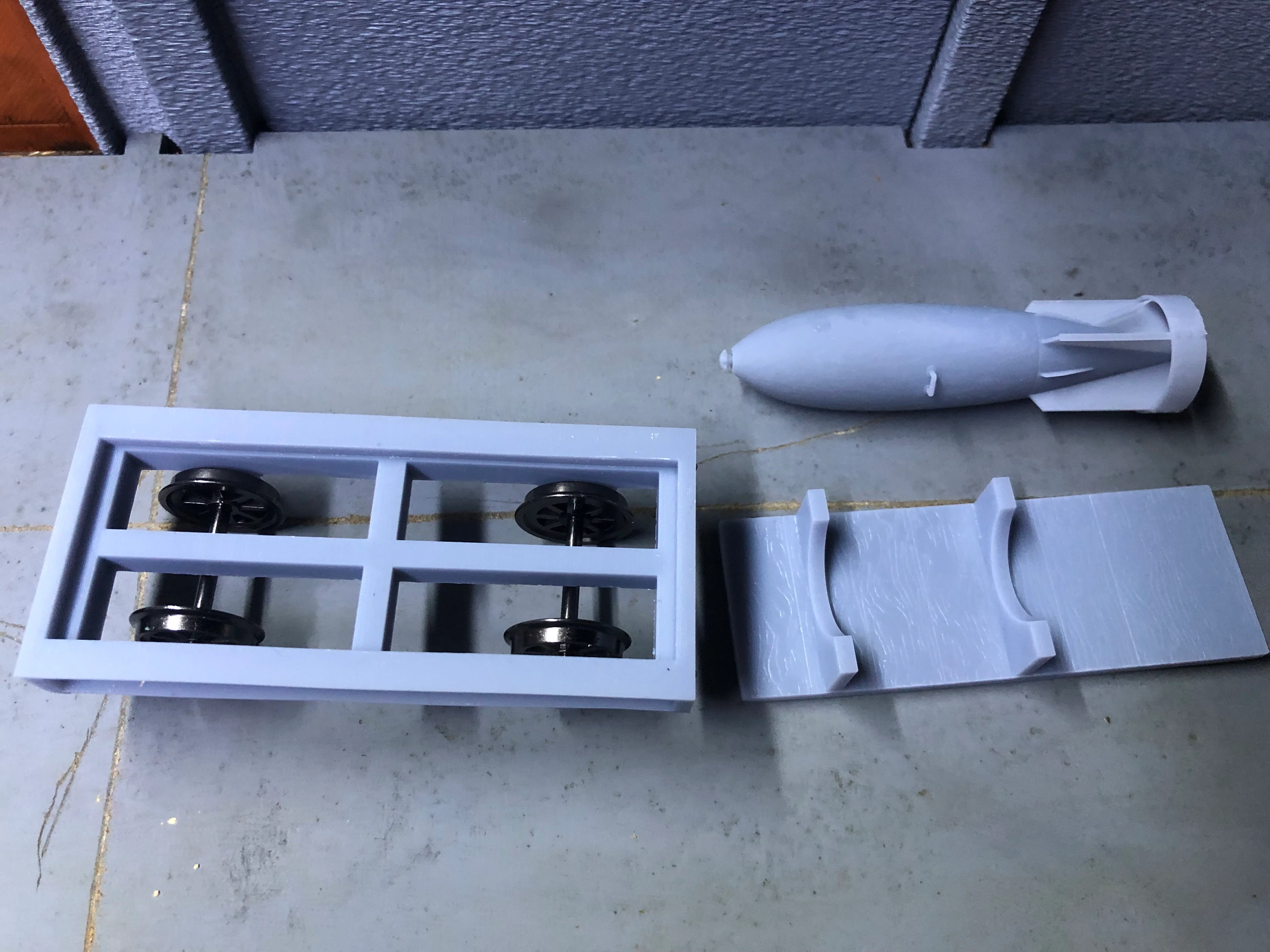 GN15 Munitions Bomb Carrier – Resin Kit with Bomb, Deck Insert, Chassis & Wheelsets - Style A