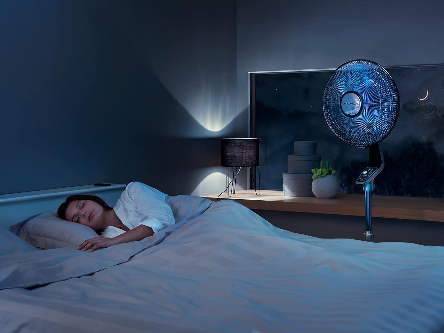 Rowenta VU5670F0 Ventilateur sur Pied Turbo avec Télécommande Silence Extrême 40 cm Silencieux Minuterie Oscillation 5 Vitesses 70W Ventilation Gris et Noir