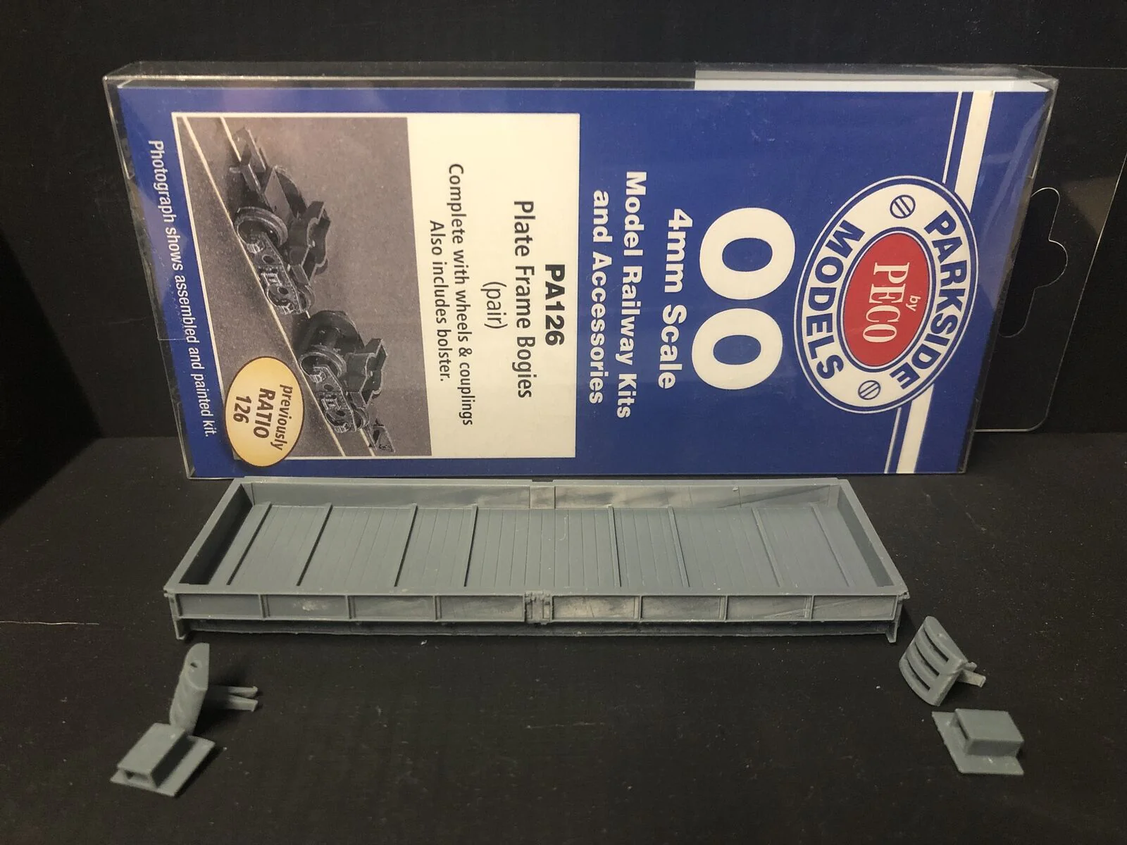 Gn15 Narrow Gauge bogie plate wagon - comes with bogie wheels and NEM pockets