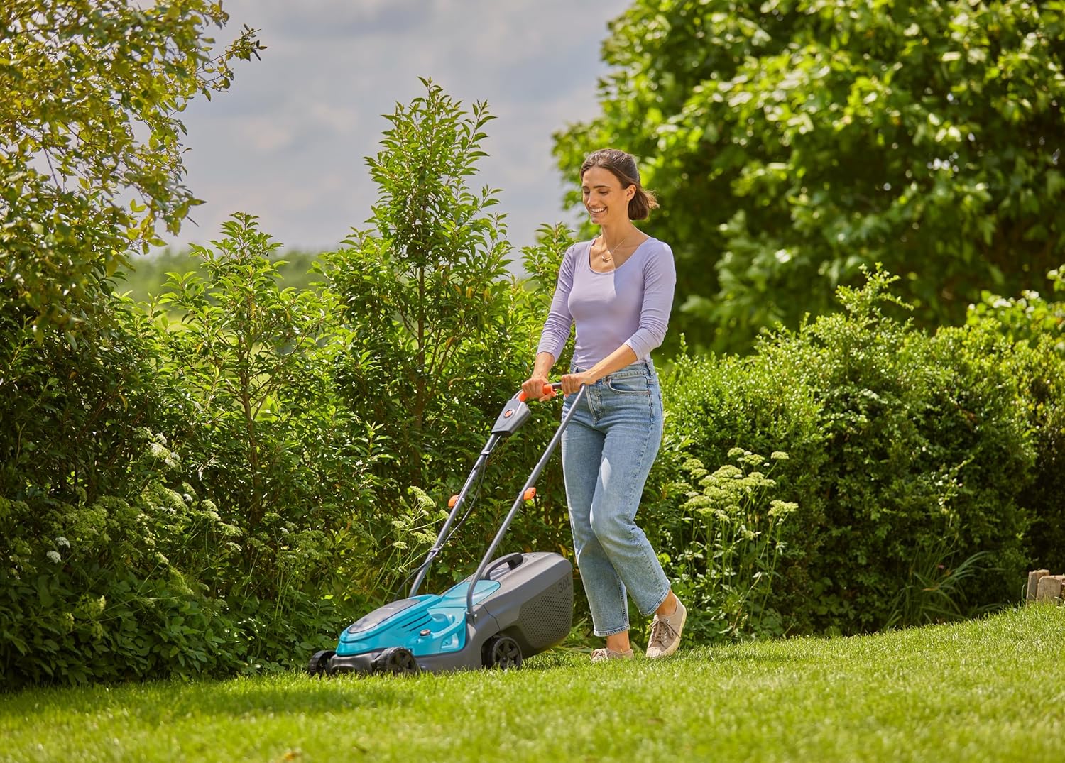 Gardena EasyMax 30/18V Ready-to-Use Set Akku-Rasenmäher, 30 cm Schnittbreite, inkl. Power for All-Akku, kompakt und wendig, ideal für kleine Gärten (14629-20)