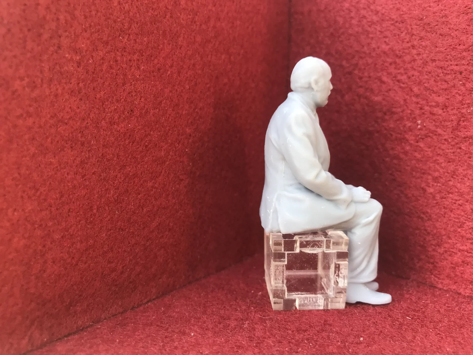 G-Scale seated figure with beard - from 3D scan of a person - MD045(also GN15)