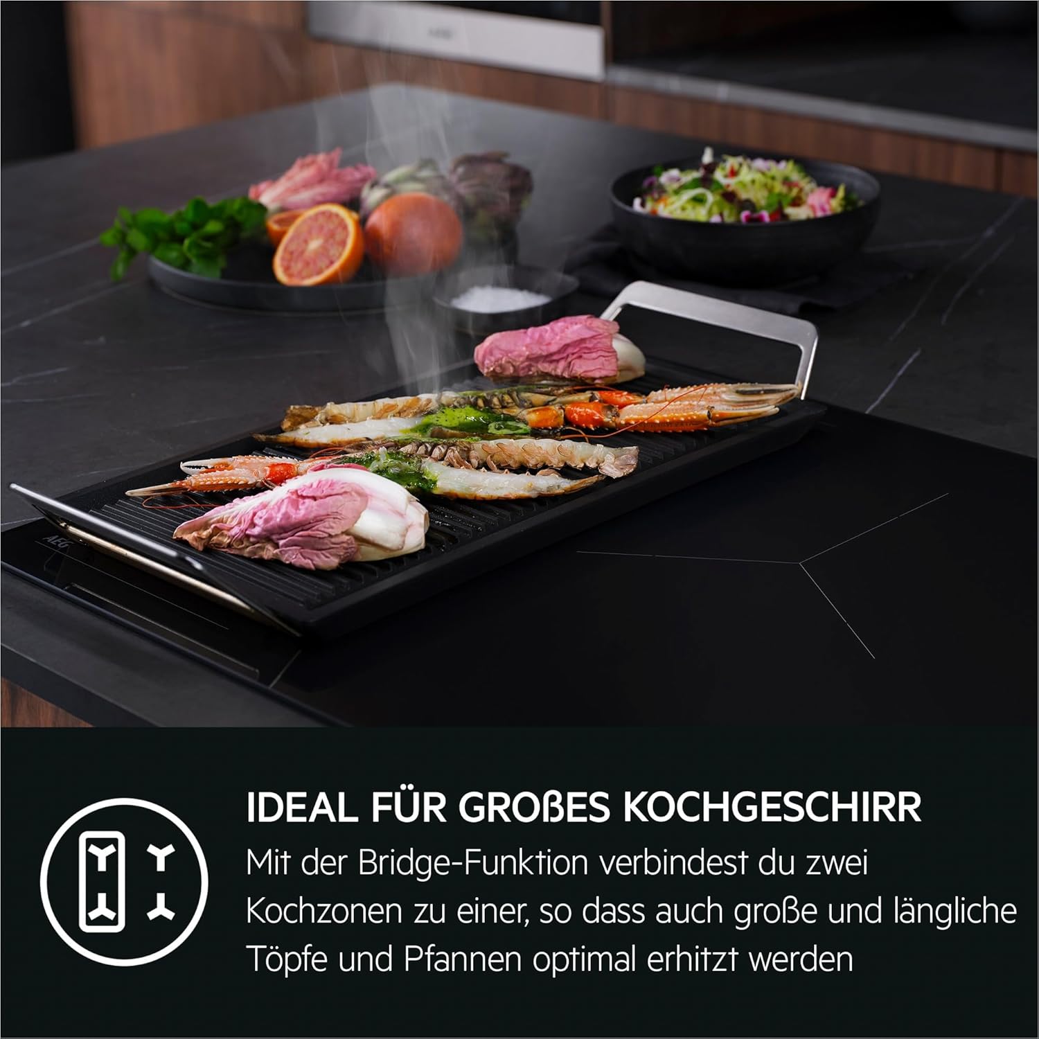 AEG Induktionskochfeld autark 80cm mit Dunstabzug / Made in Germany / 4 Flex-Kochzonen mit Bridge (Kombination 2er Zonen) / Auto-Funktion des Dunstabzugs / Aktivkohlefilter / COLI84COXB